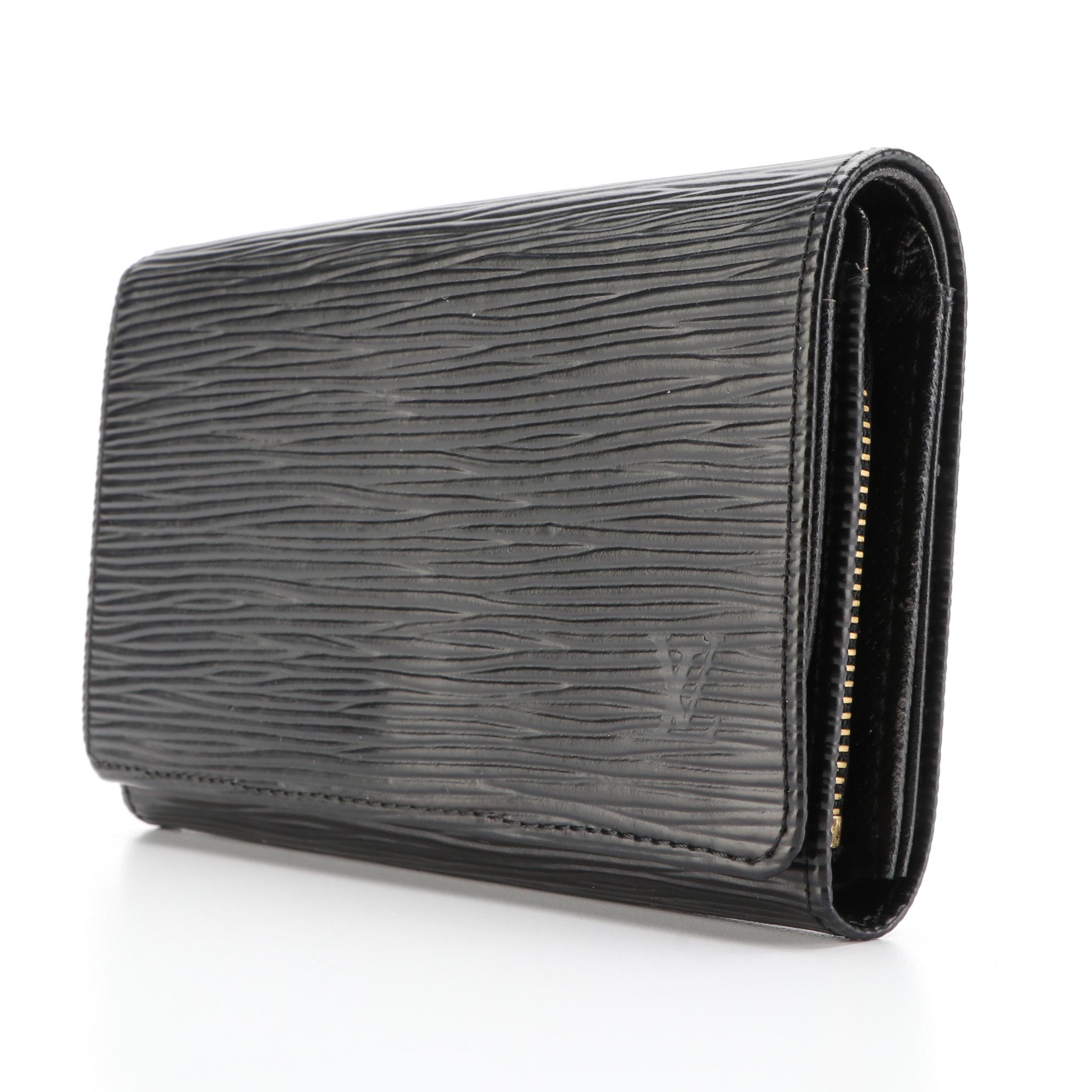 Louis Vuitton Portefeuille Tresor in Black Epi Leather