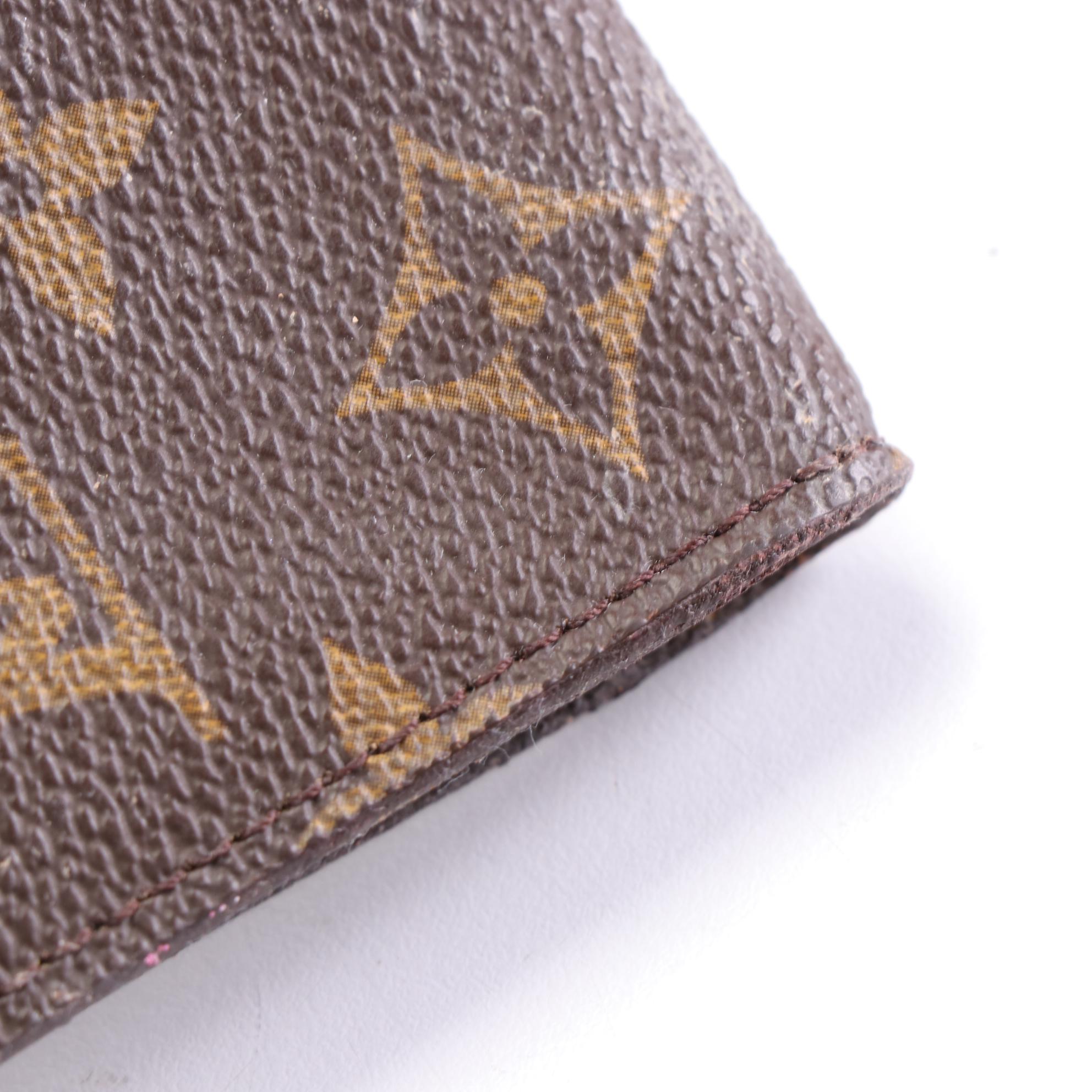 Louis Vuitton Bucket Bag Pouch GM in Monogram Canvas