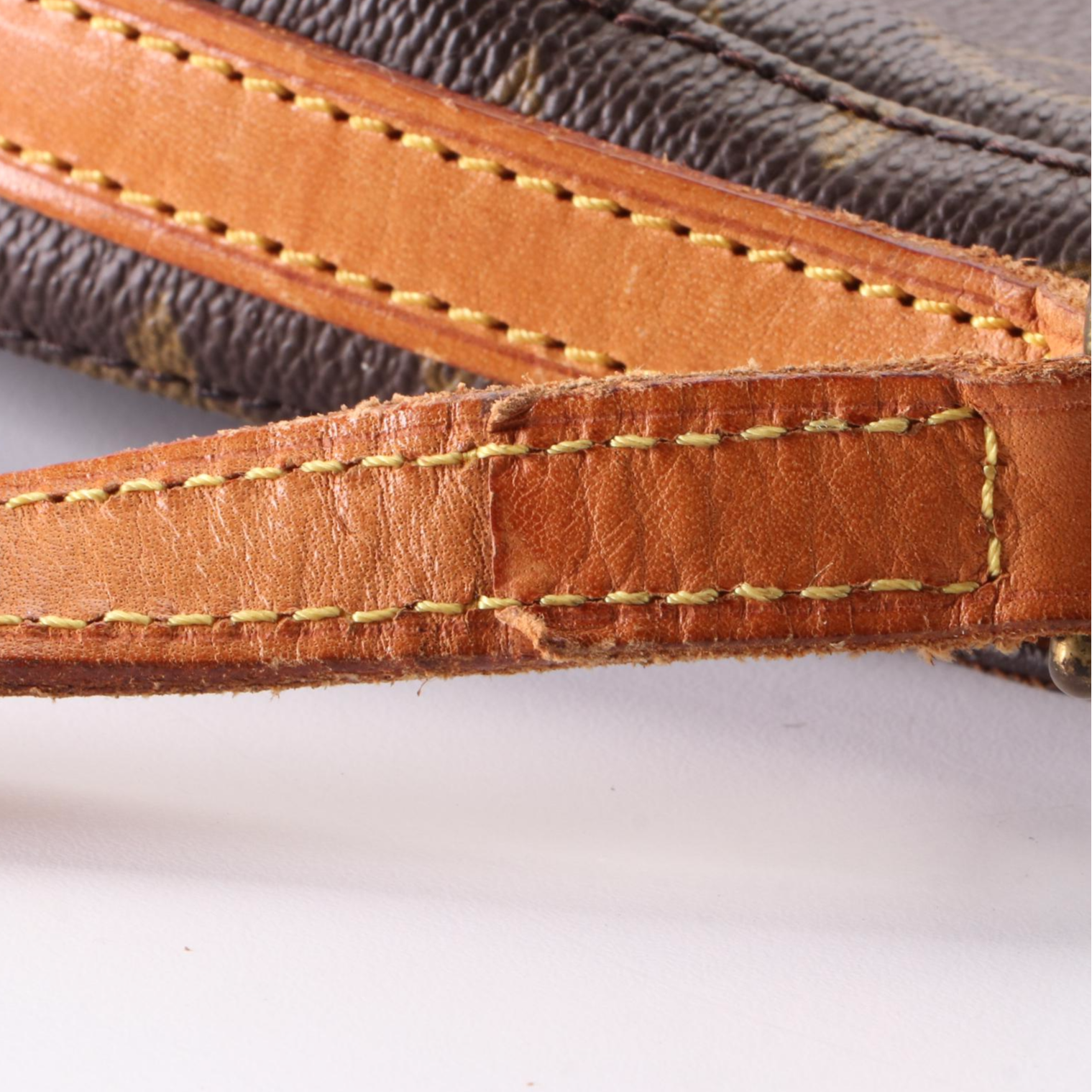 Louis Vuitton Chantilly PM in Monogram Canvas and Vachetta Leather