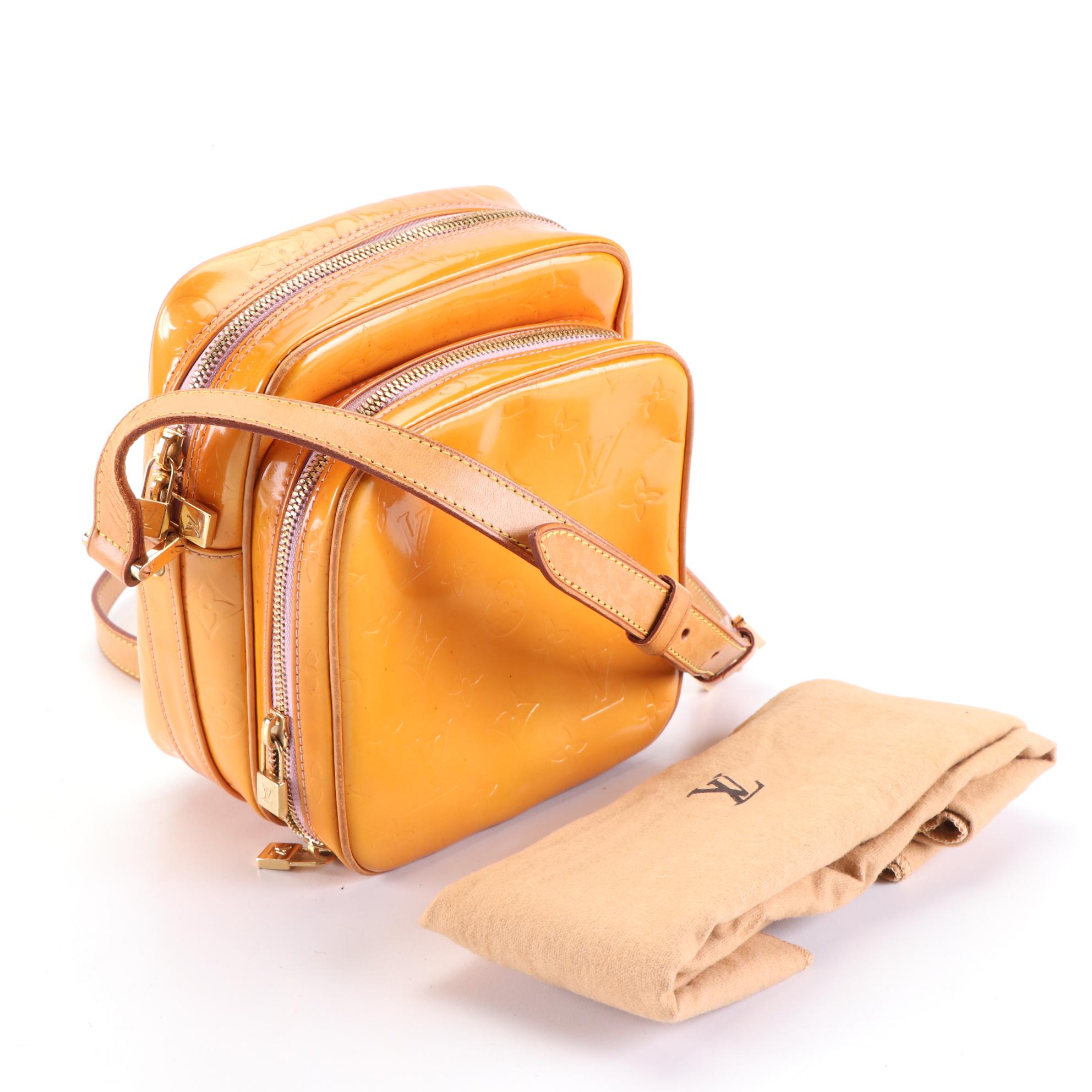 Louis Vuitton Wooster Camera Bag in Monogram Vernis and Vachetta Leather