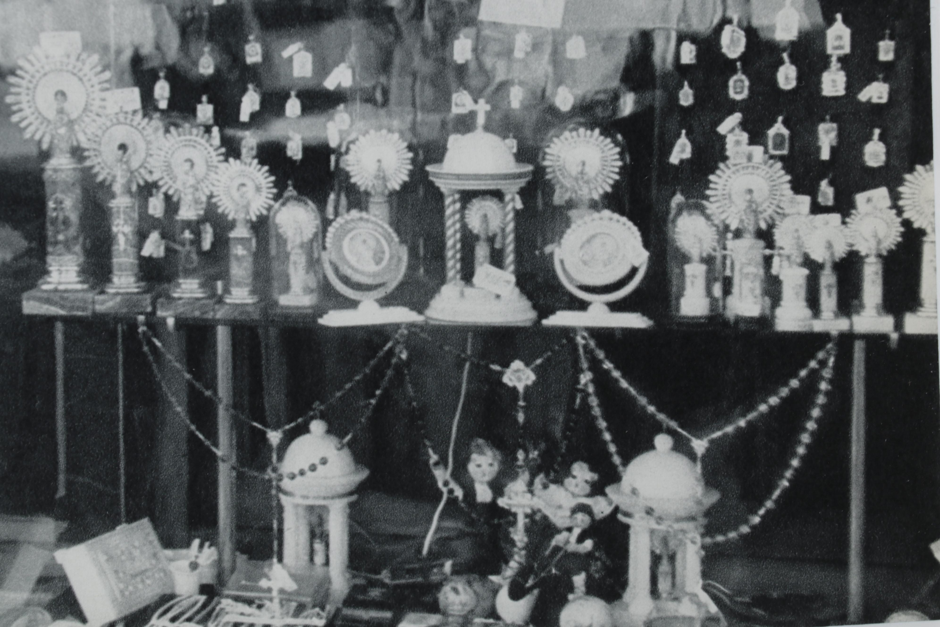 Henri Cartier-Bresson Zaragoza Shop Rotogravure From "The Europeans," 1955