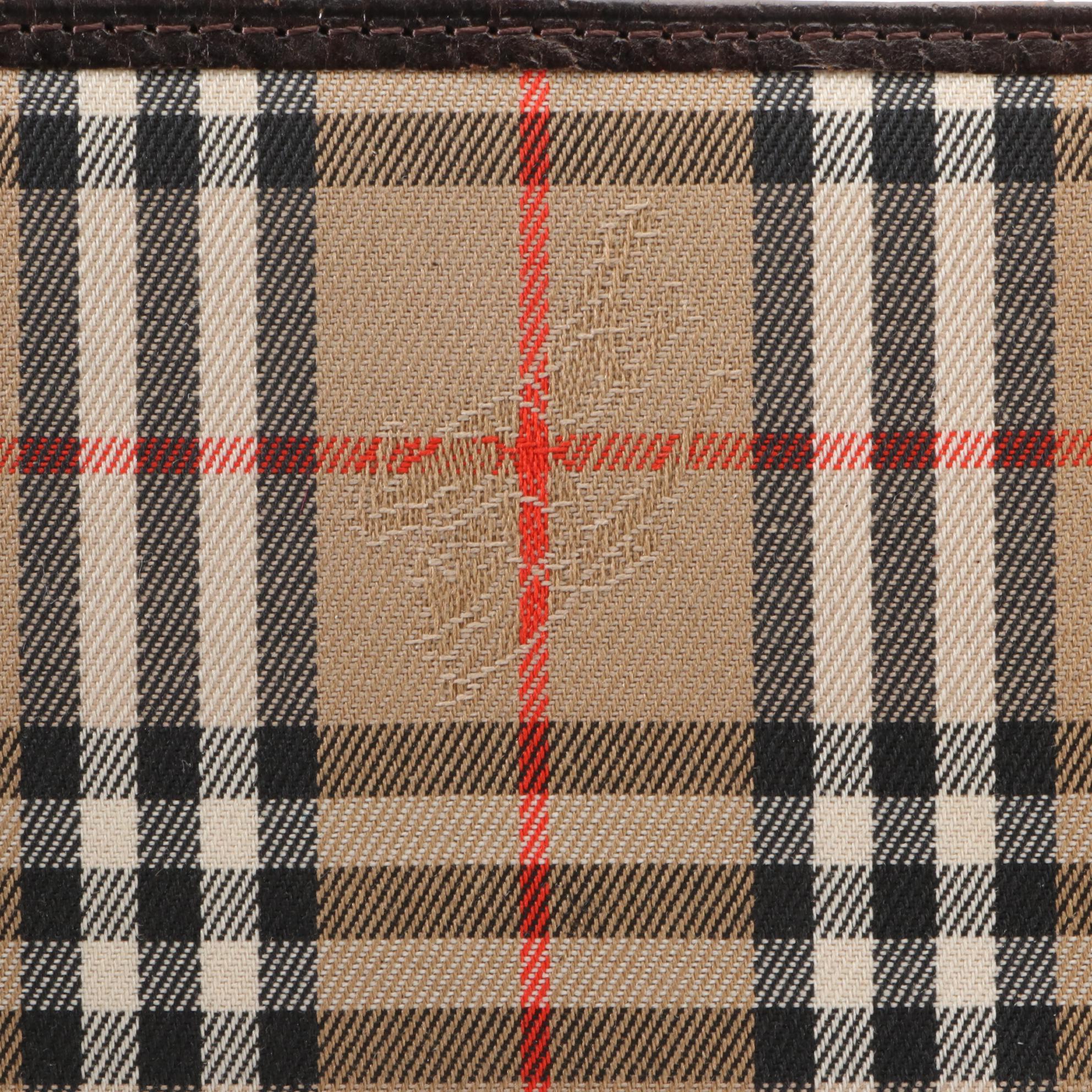 Burberry Slim Wallet in Nova Check and Leather Trim