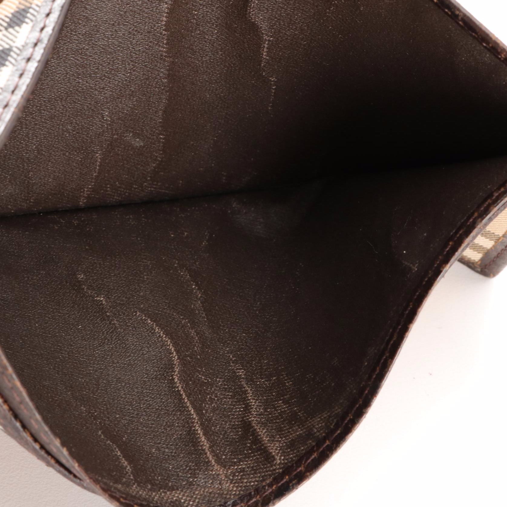 Burberry Slim Wallet in Nova Check and Leather Trim