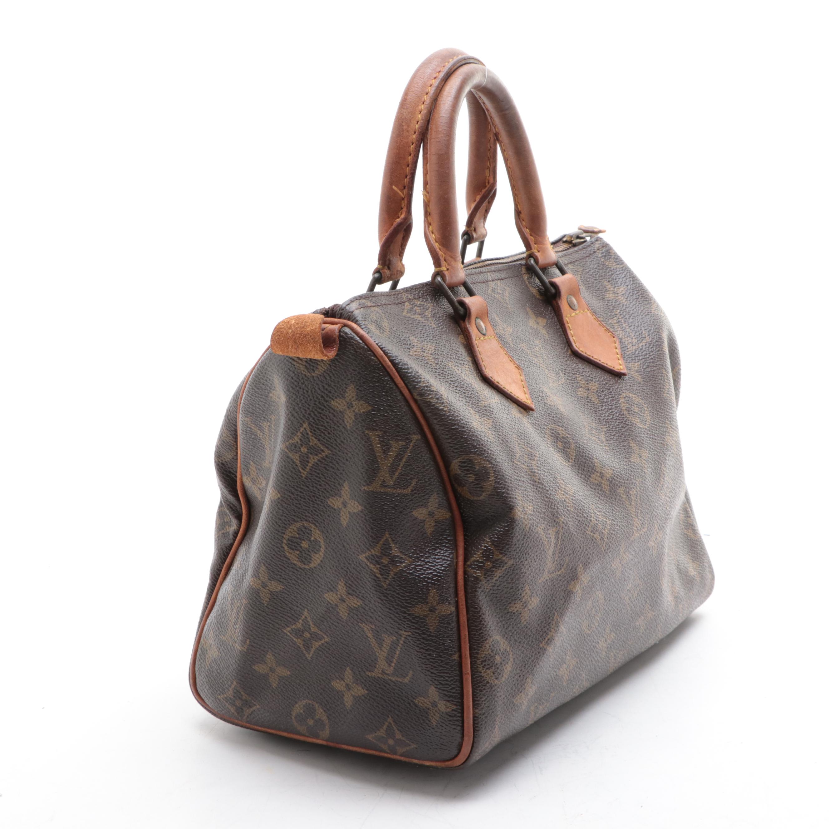 Louis Vuitton Speedy 25 Satchel in Monogram Canvas with Vachetta Leather