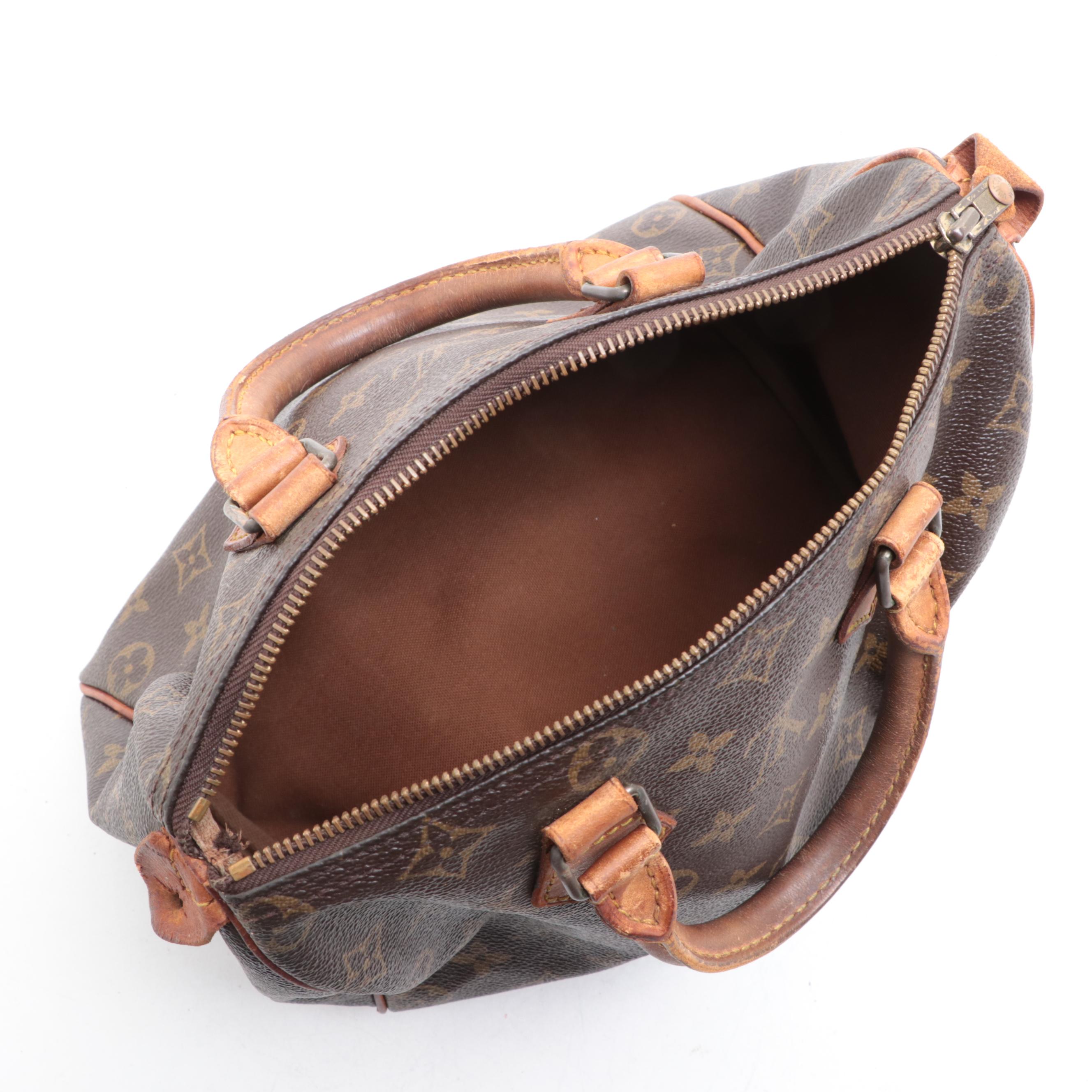 Louis Vuitton Speedy 25 Satchel in Monogram Canvas with Vachetta Leather