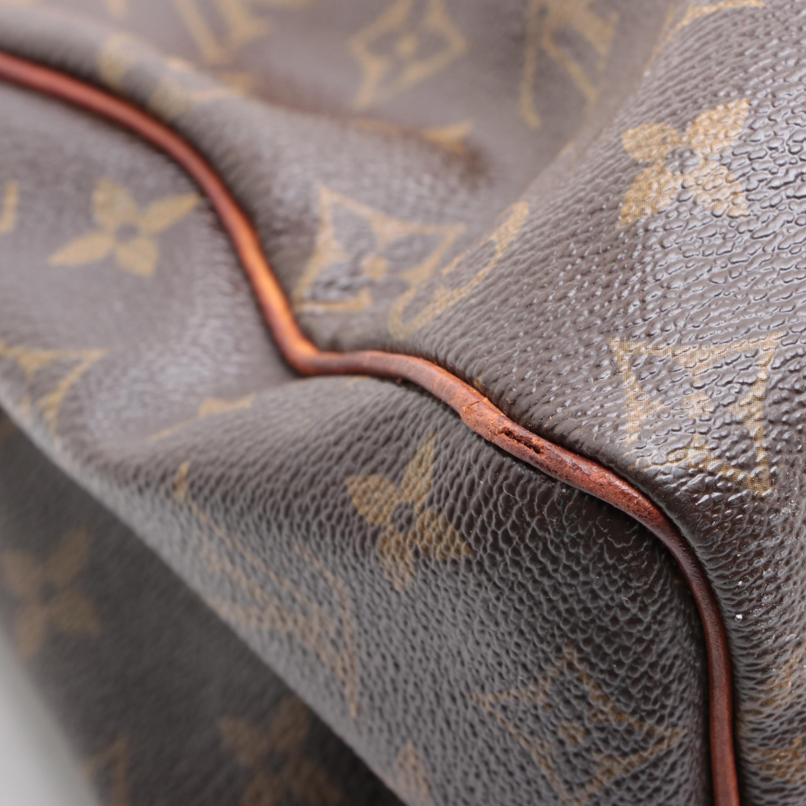 Louis Vuitton Speedy 25 Satchel in Monogram Canvas with Vachetta Leather