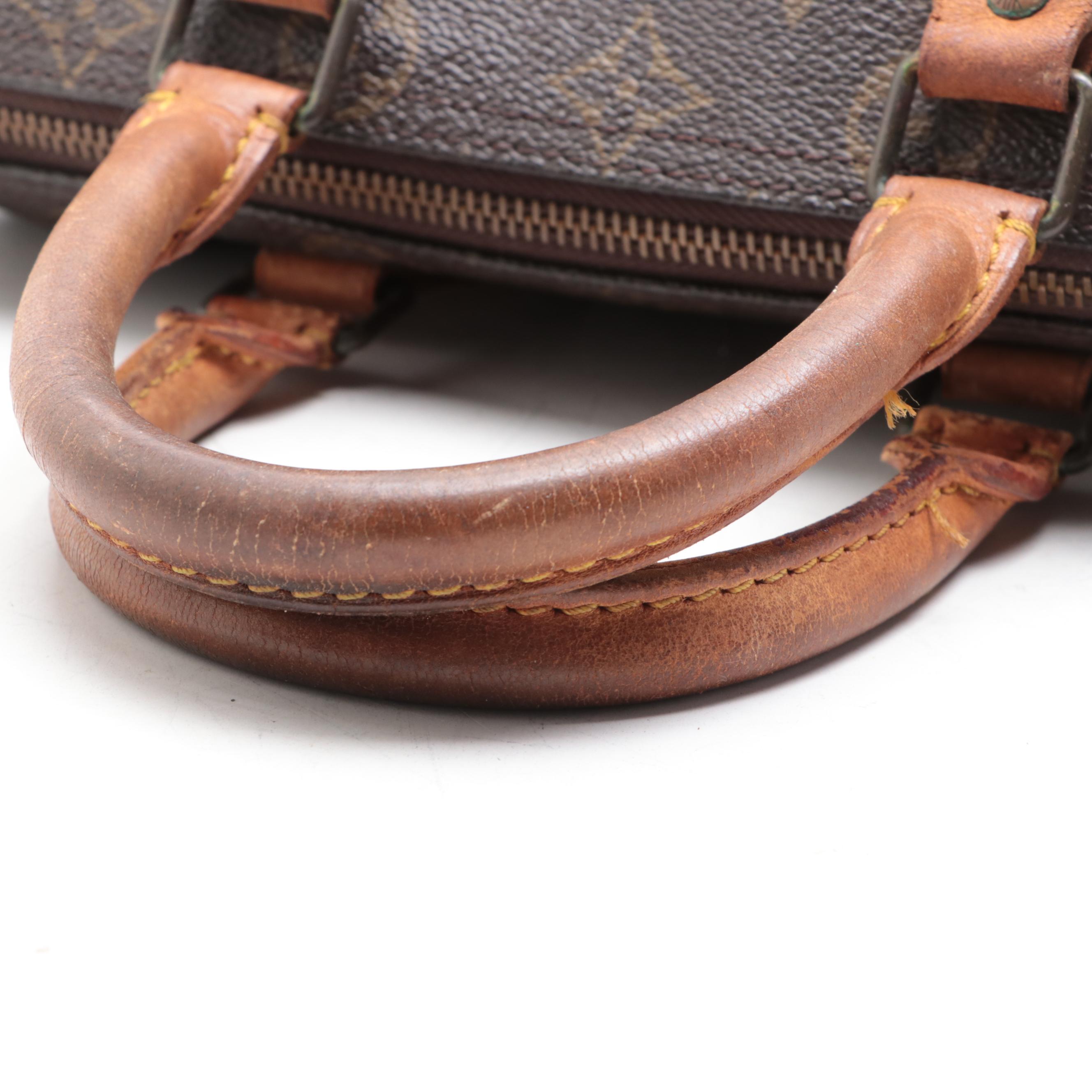 Louis Vuitton Speedy 25 Satchel in Monogram Canvas with Vachetta Leather