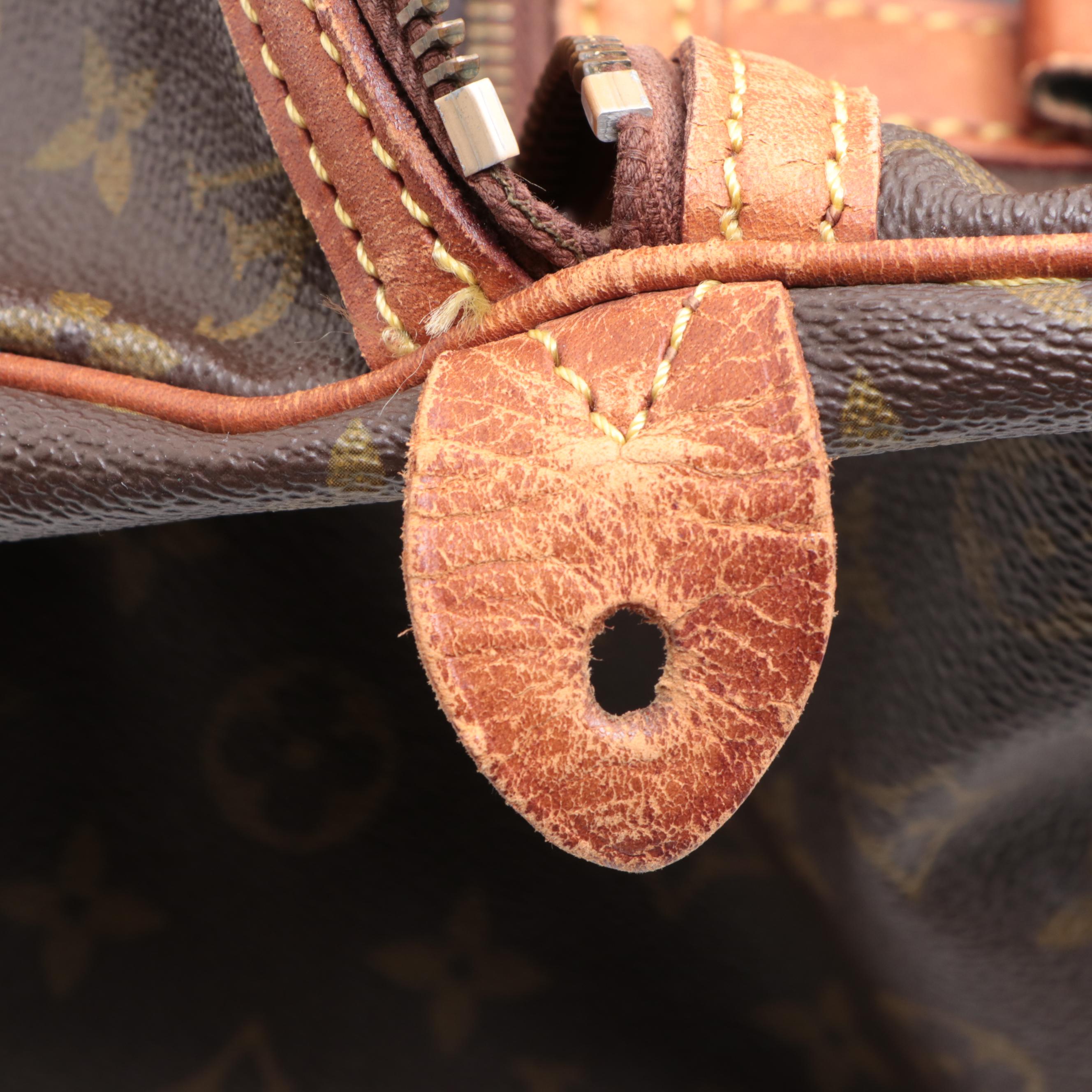 Louis Vuitton Sac Souple 35 in Monogram Canvas and Vachetta Leather