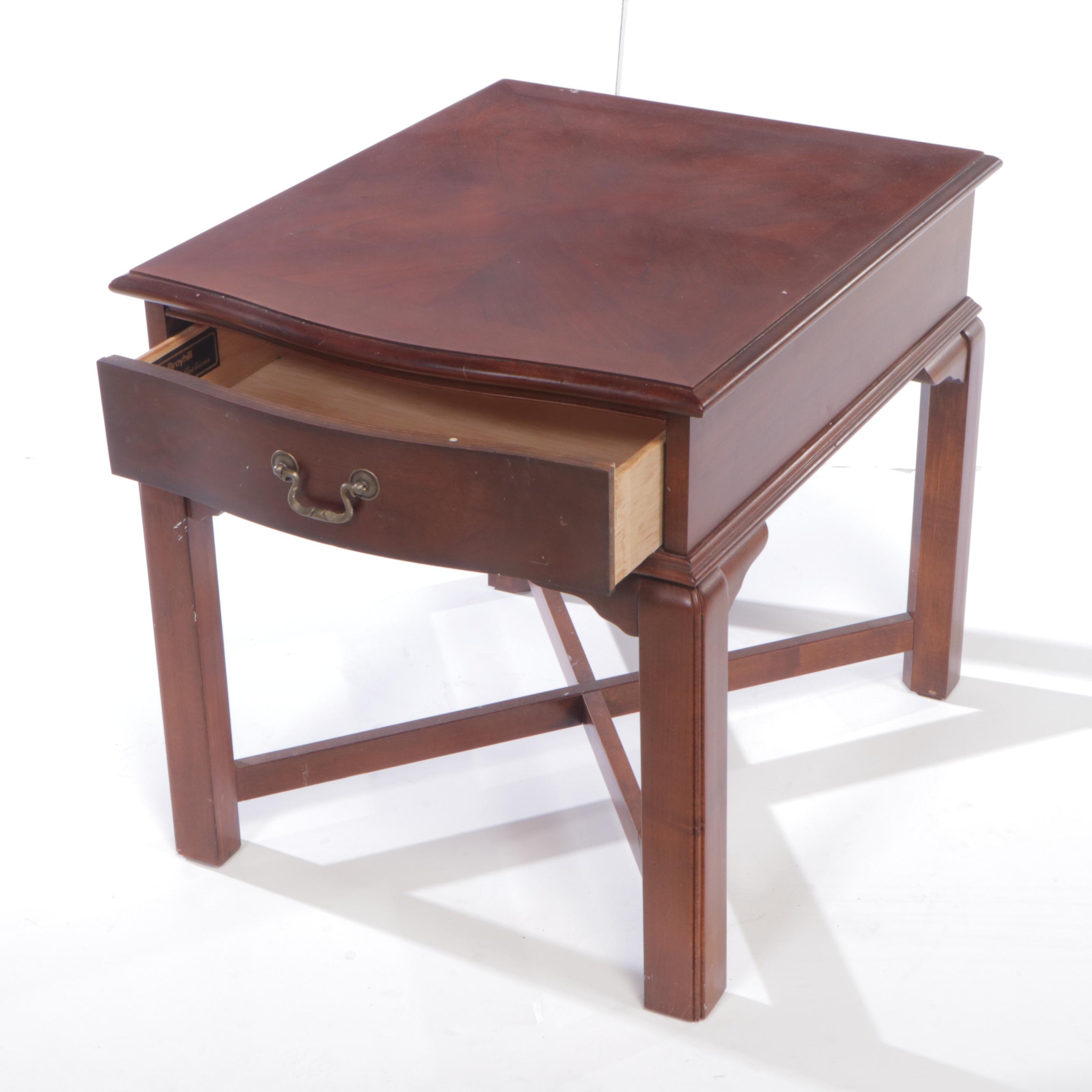 Broyhill "Premier Collections" Federal Style Cherrywood Side Table