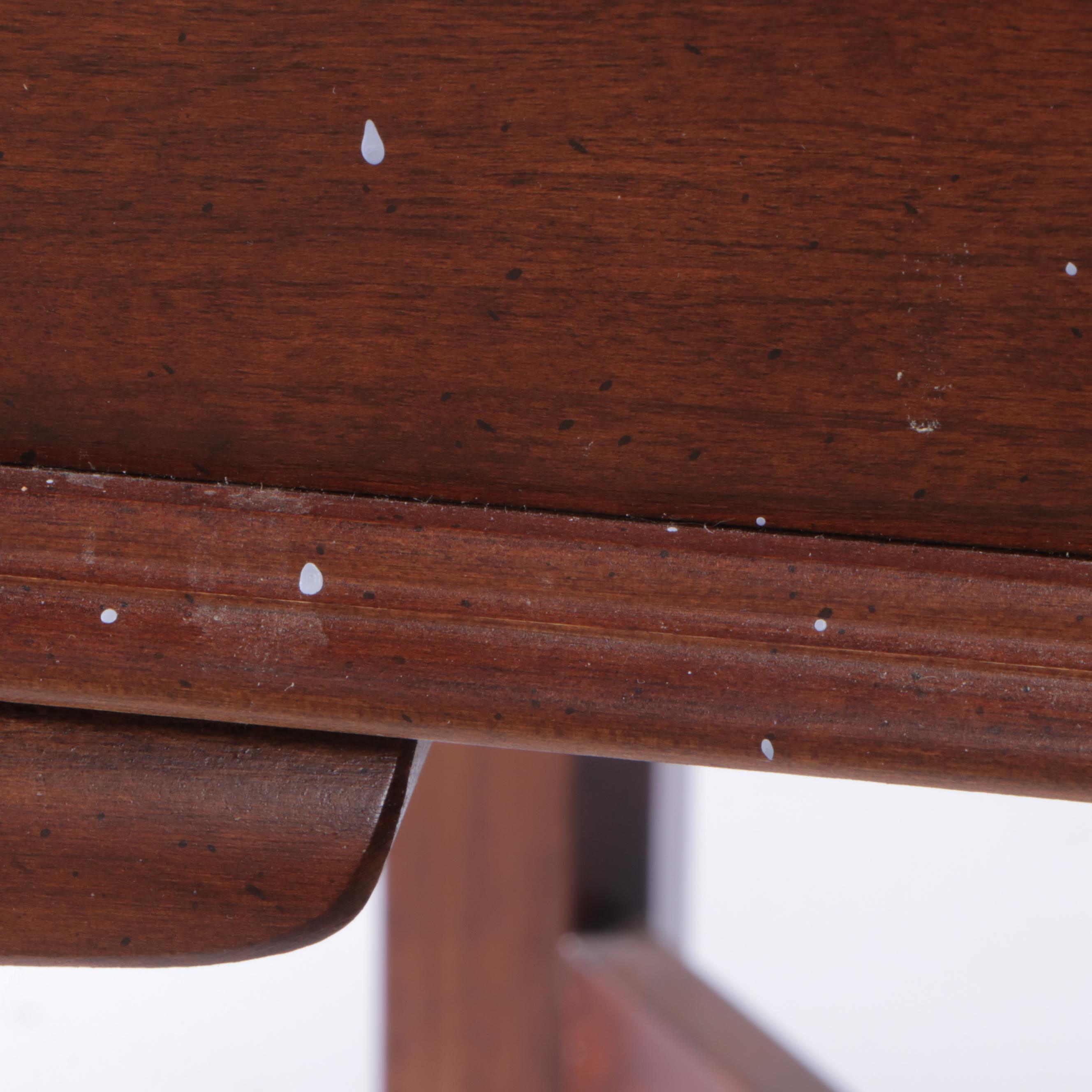 Broyhill "Premier Collections" Federal Style Cherrywood Side Table