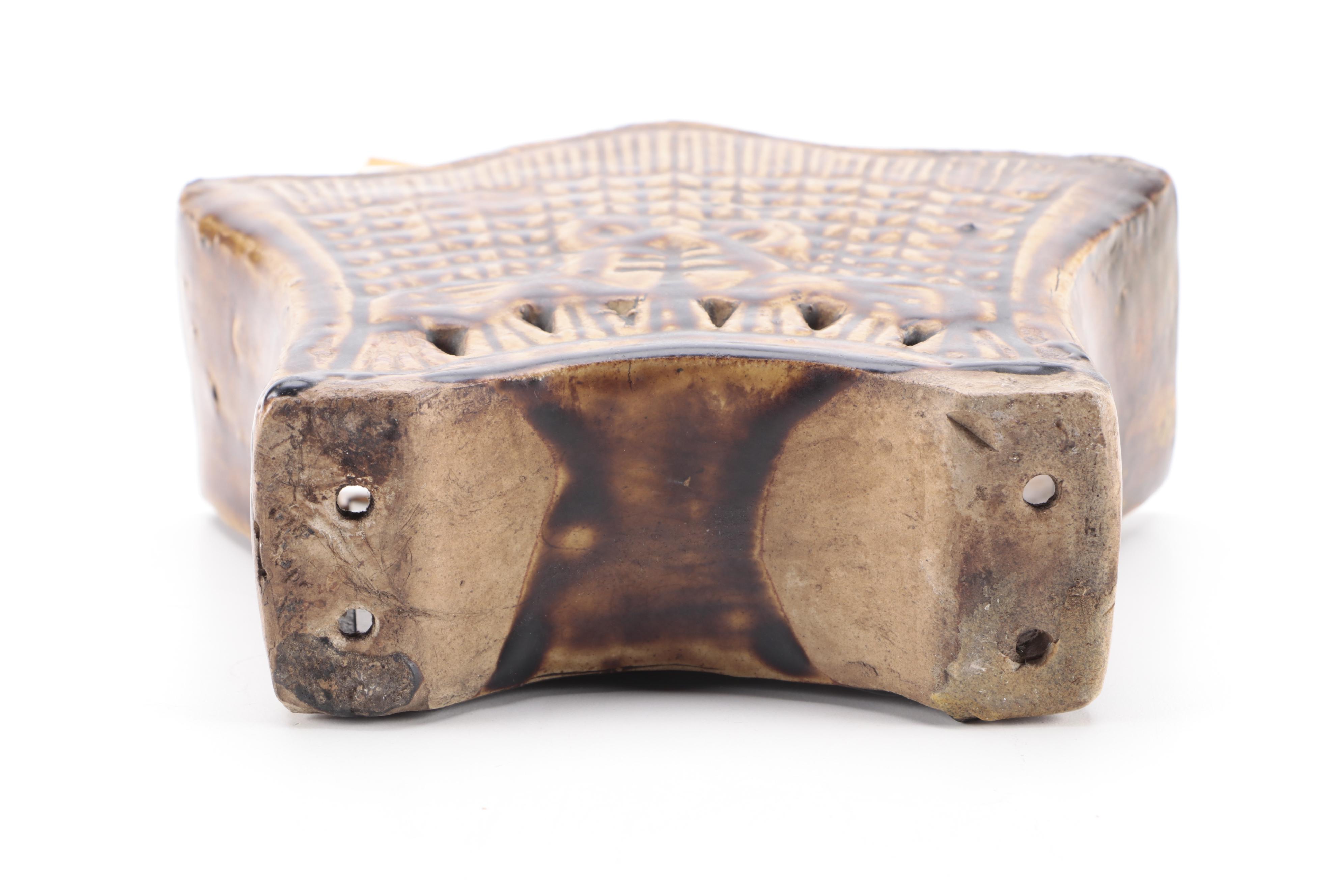 Chinese Brown Glazed Chopstick Holder, Mid to Late 19th Century