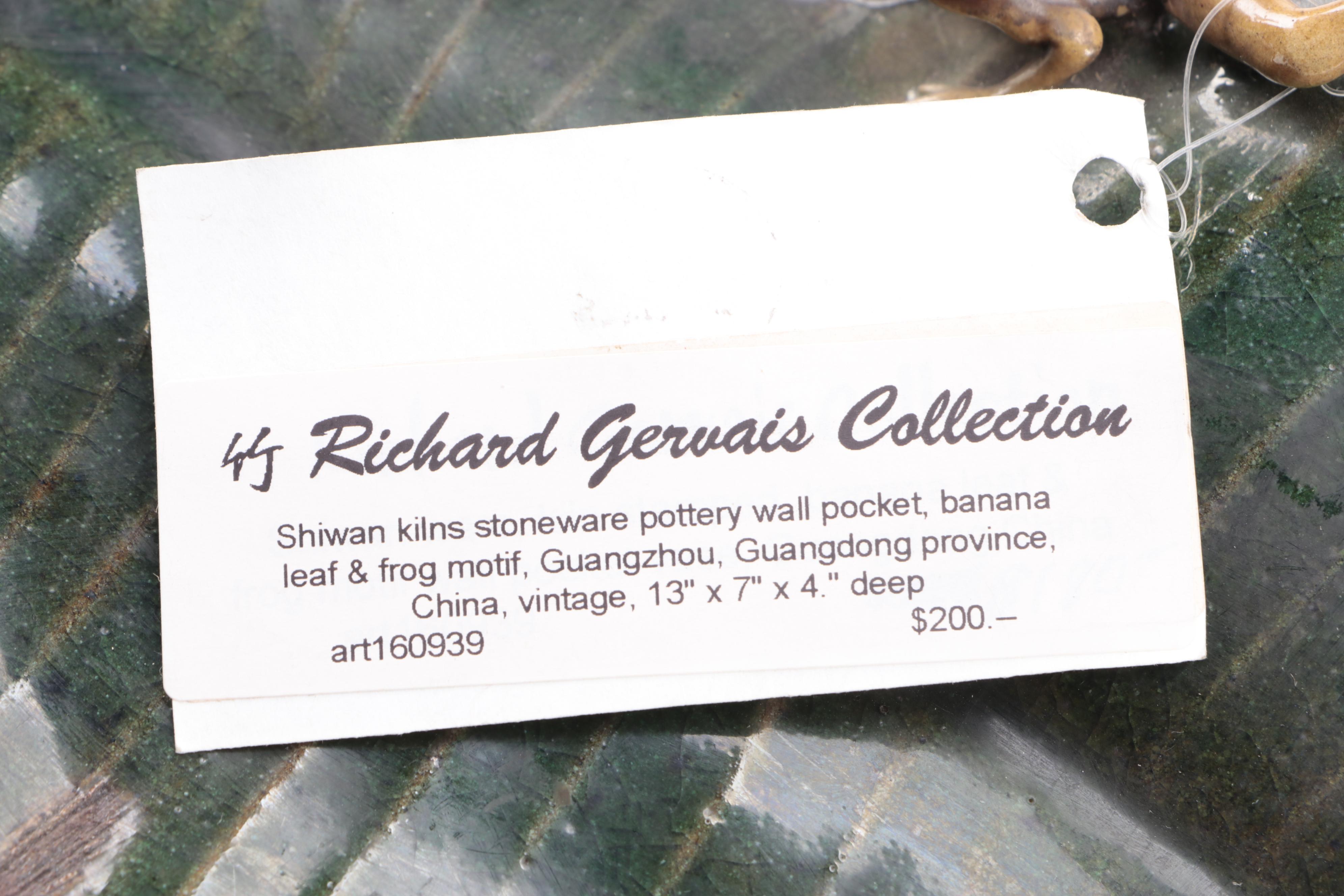 Pair of Chinese Shiwan Kilns Stoneware Banana Leaf-Form Wall Pockets