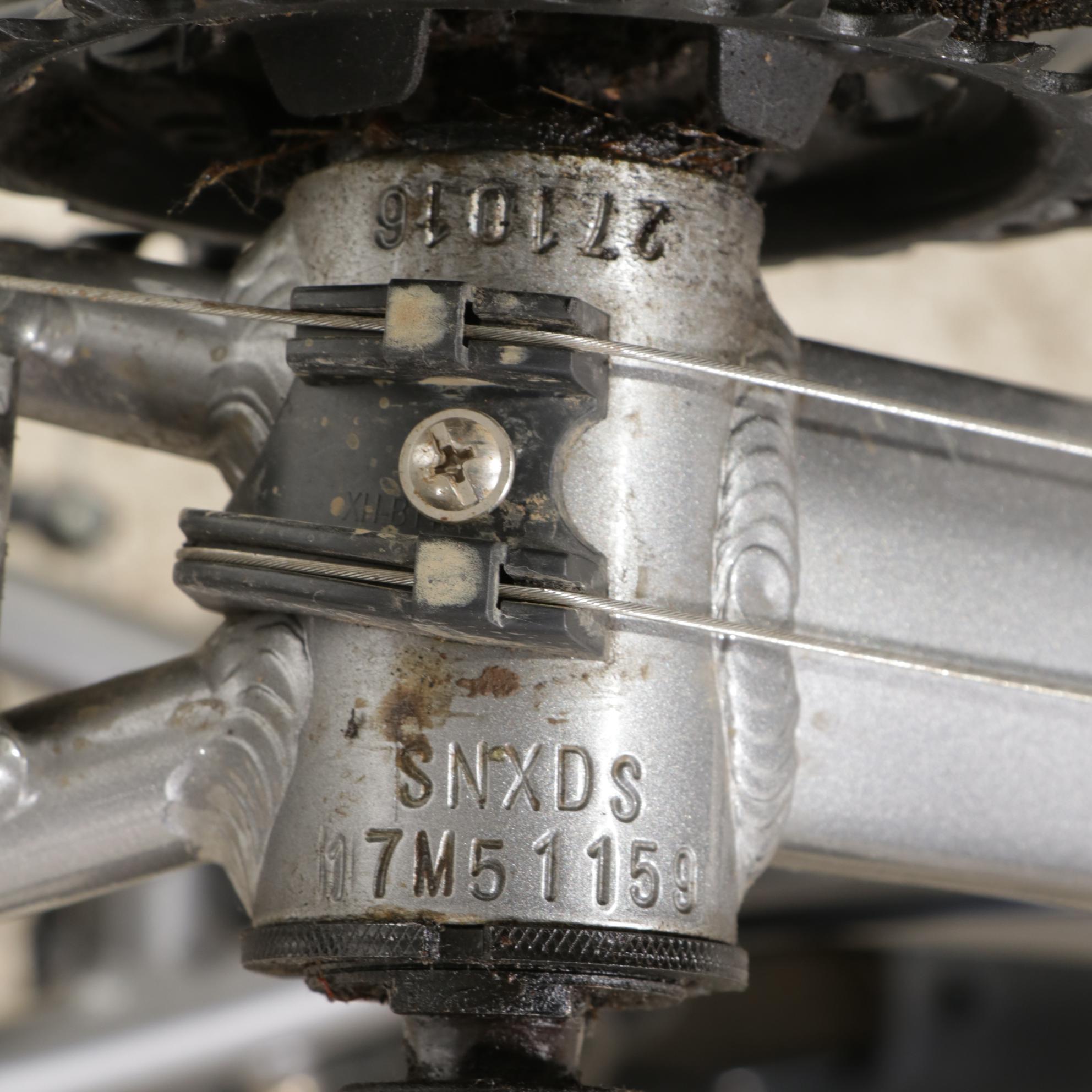 Schwinn Trailway 21-Speed Step Through Hybrid Bike