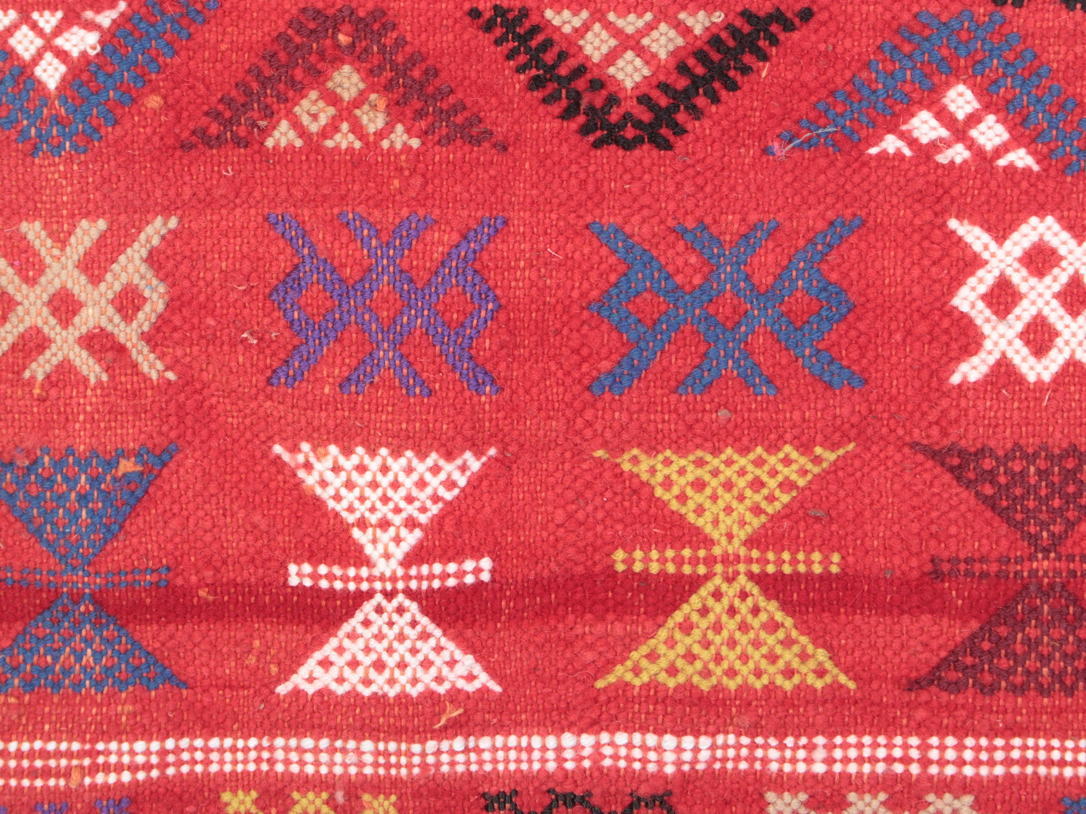 Handwoven Moroccan Zemmour Wool Wall Hanging