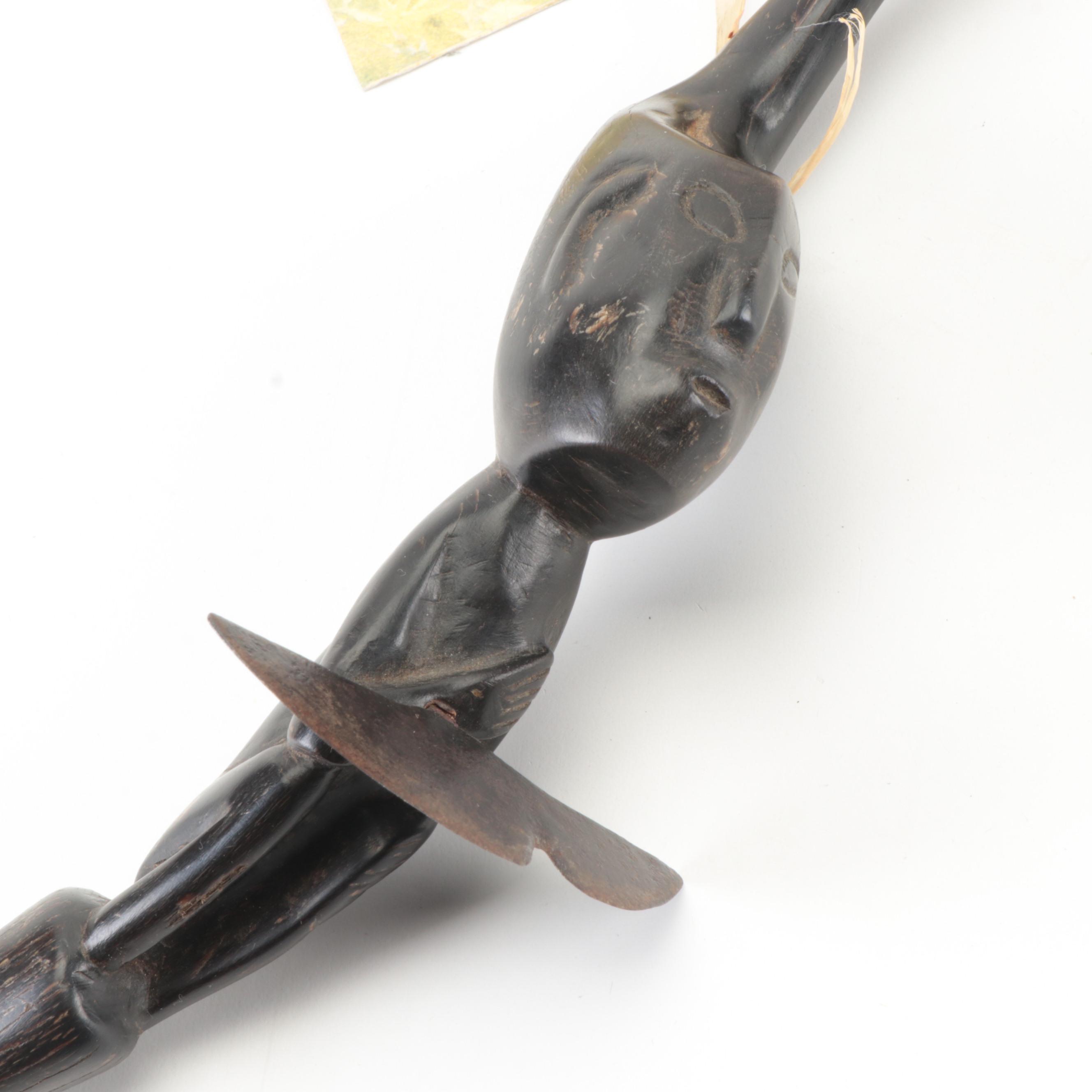 Filipino Carved Horn Bulul Figural Rice Harvester Finger Knife, Mid-20th Century
