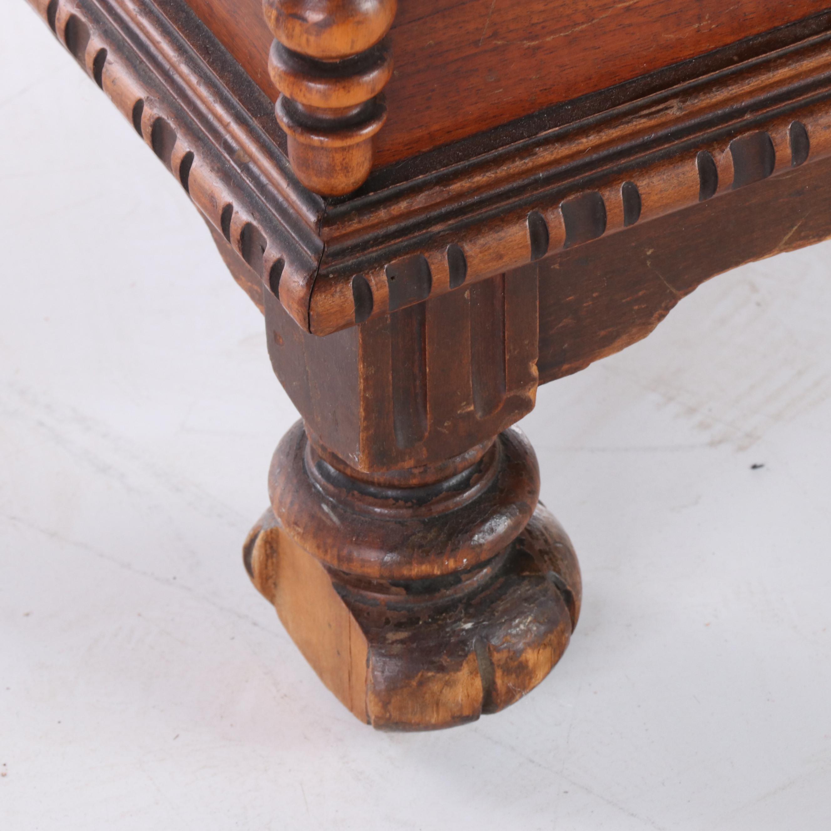 Lane Jacobean Revival Walnut and Cedar Blanket Chest, circa 1930