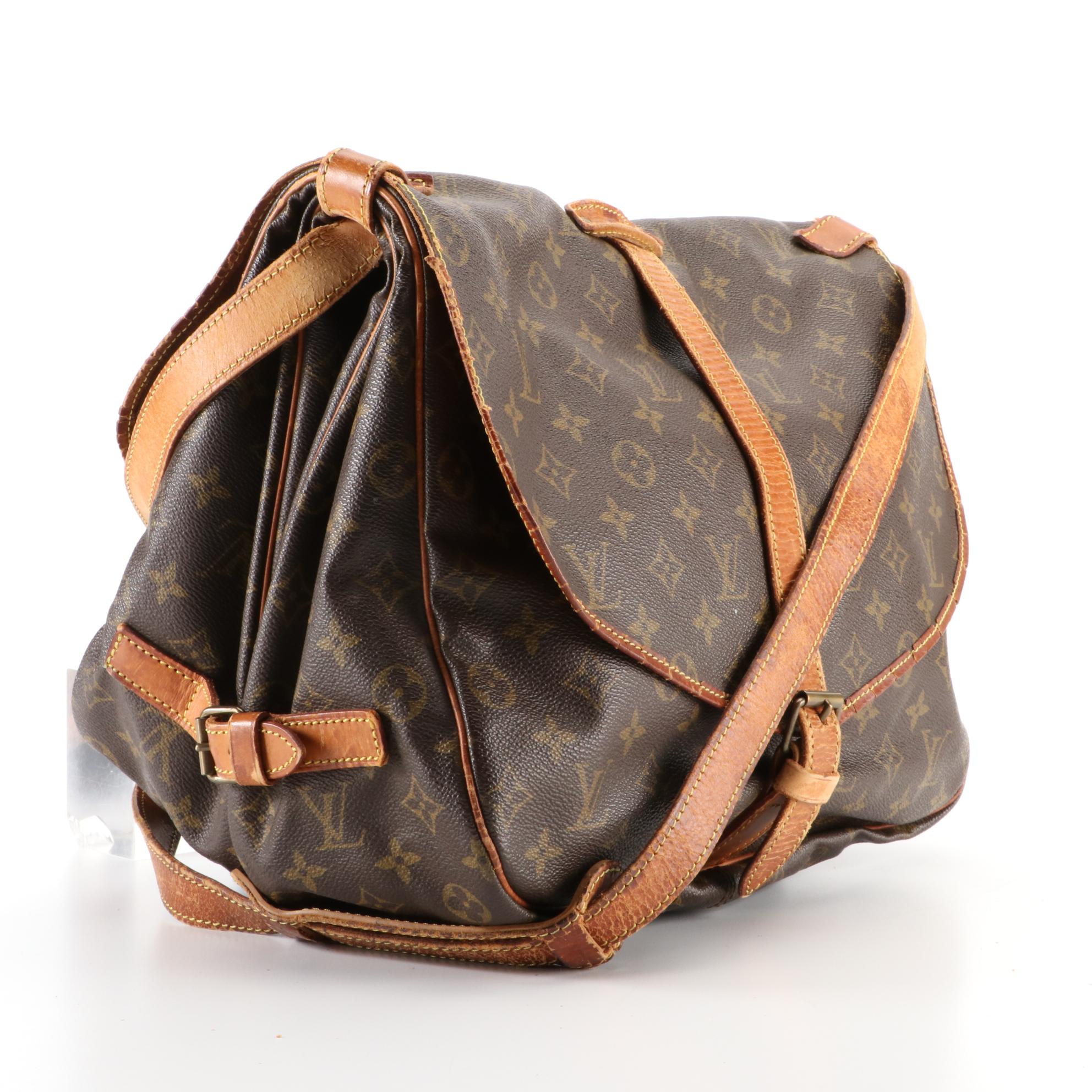 Louis Vuitton Saumur 35 Messenger Bag in Monogram Canvas and Vachetta Leather