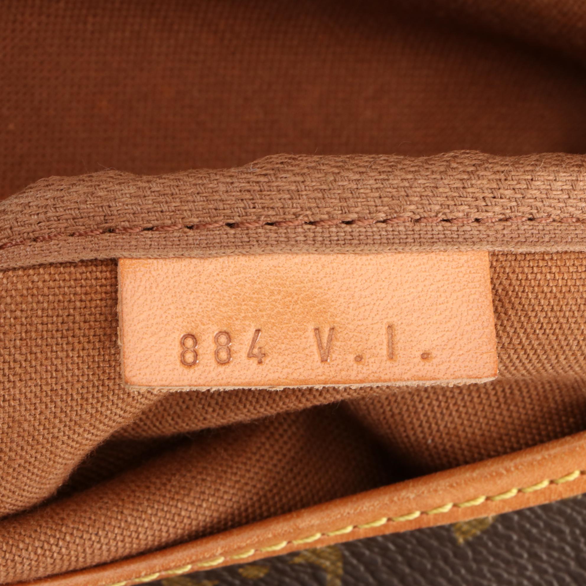 Louis Vuitton Saumur 35 Messenger Bag in Monogram Canvas and Vachetta Leather