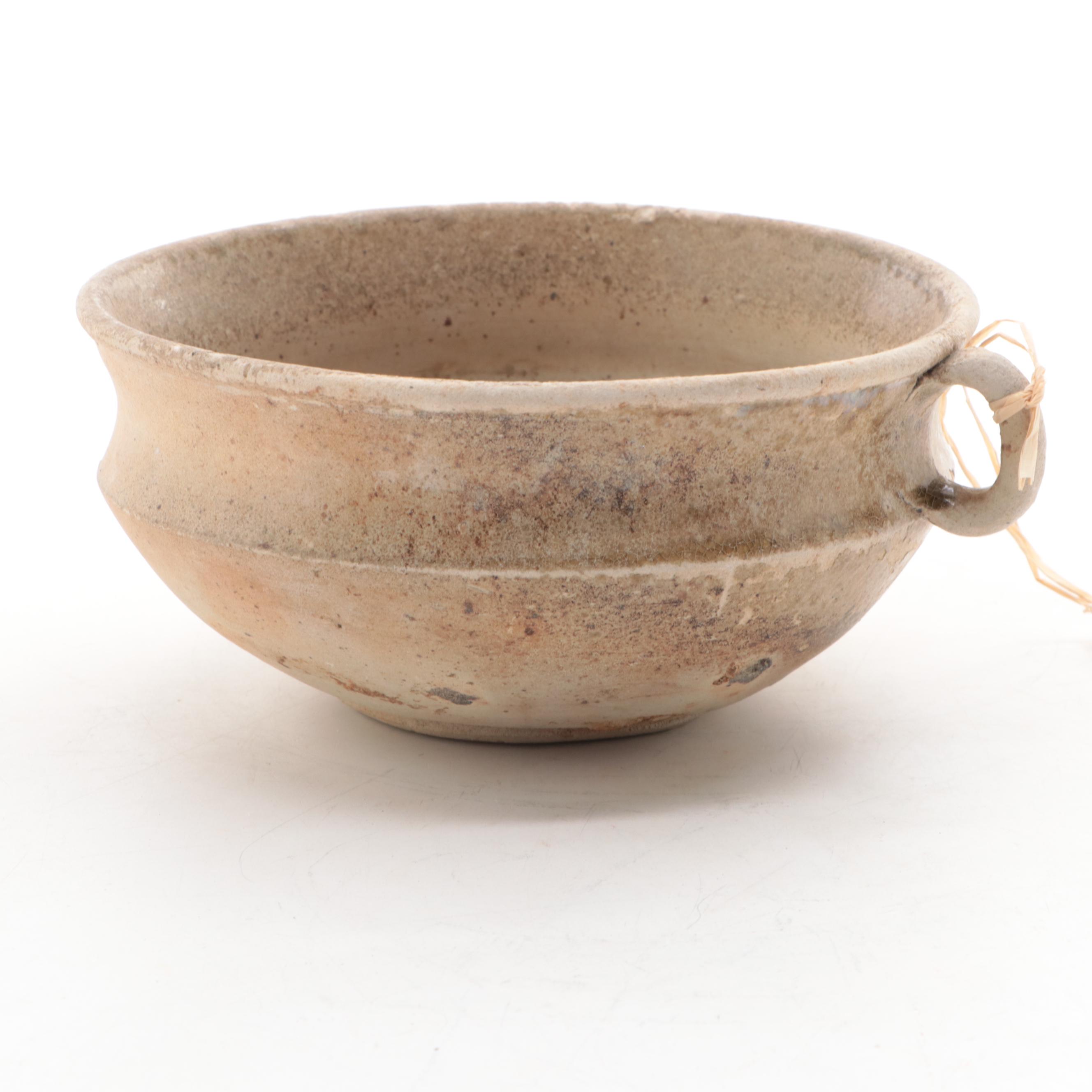 North Vietnamese Red River Valley Han-Viet Period Terracotta Handled Bowl