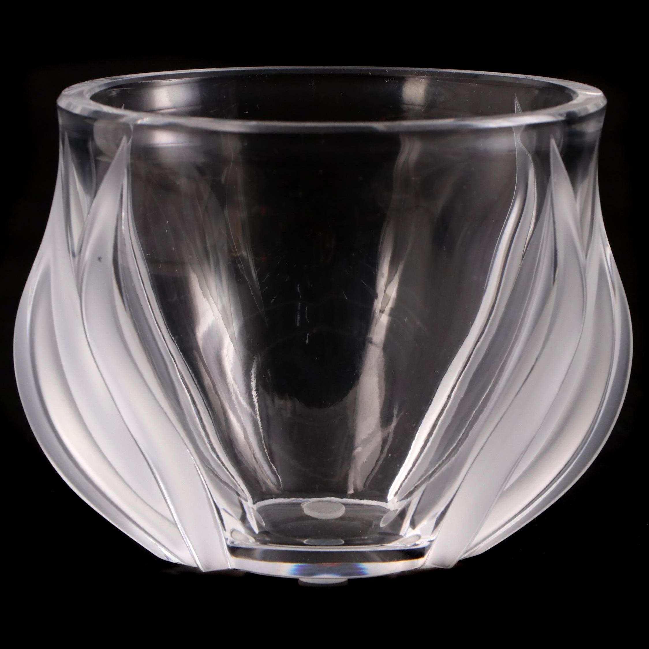 Lalique "Deux Tulipes" Crystal Vase, Late 20th Century