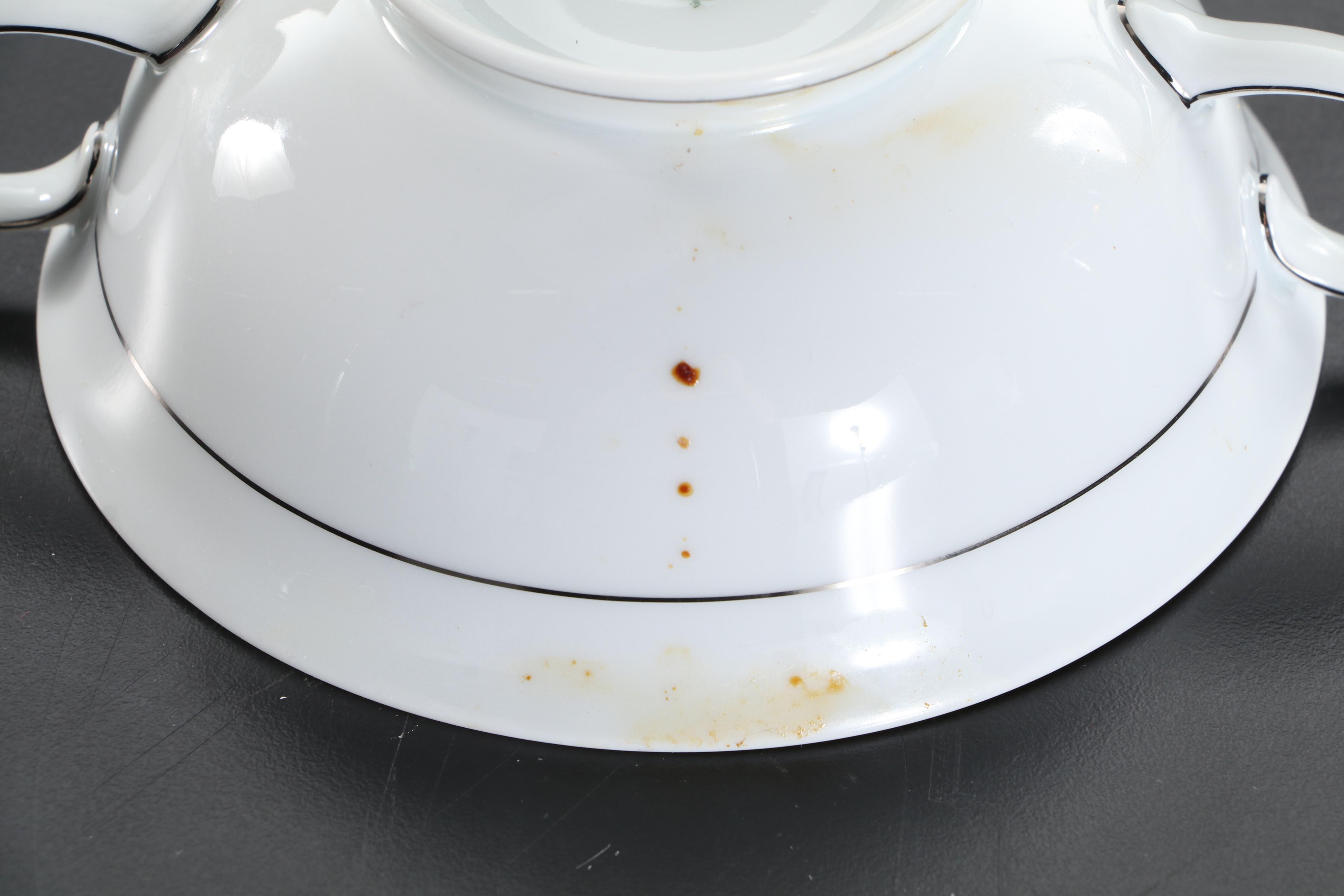 Rosenthal Classic Rose "Leonardo" Porcelain Dinnerware and Serveware, 1950-1964