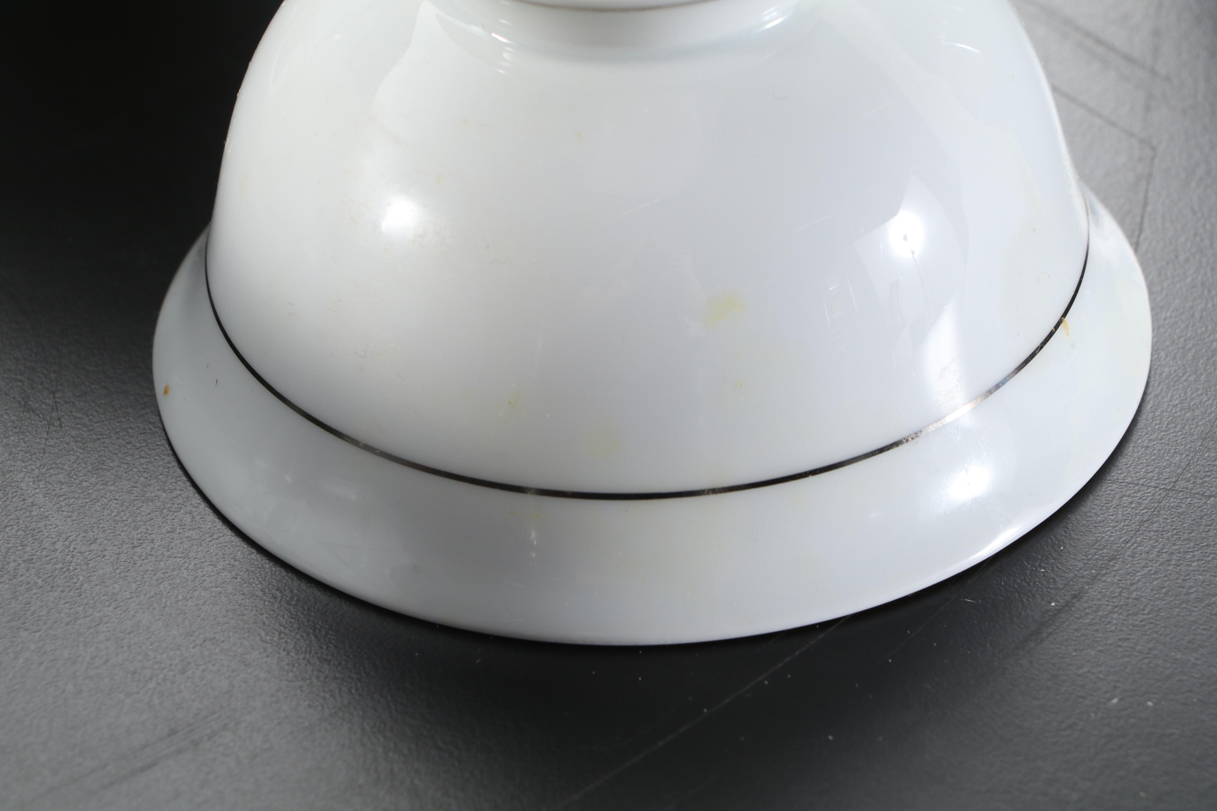 Rosenthal Classic Rose "Leonardo" Porcelain Dinnerware and Serveware, 1950-1964