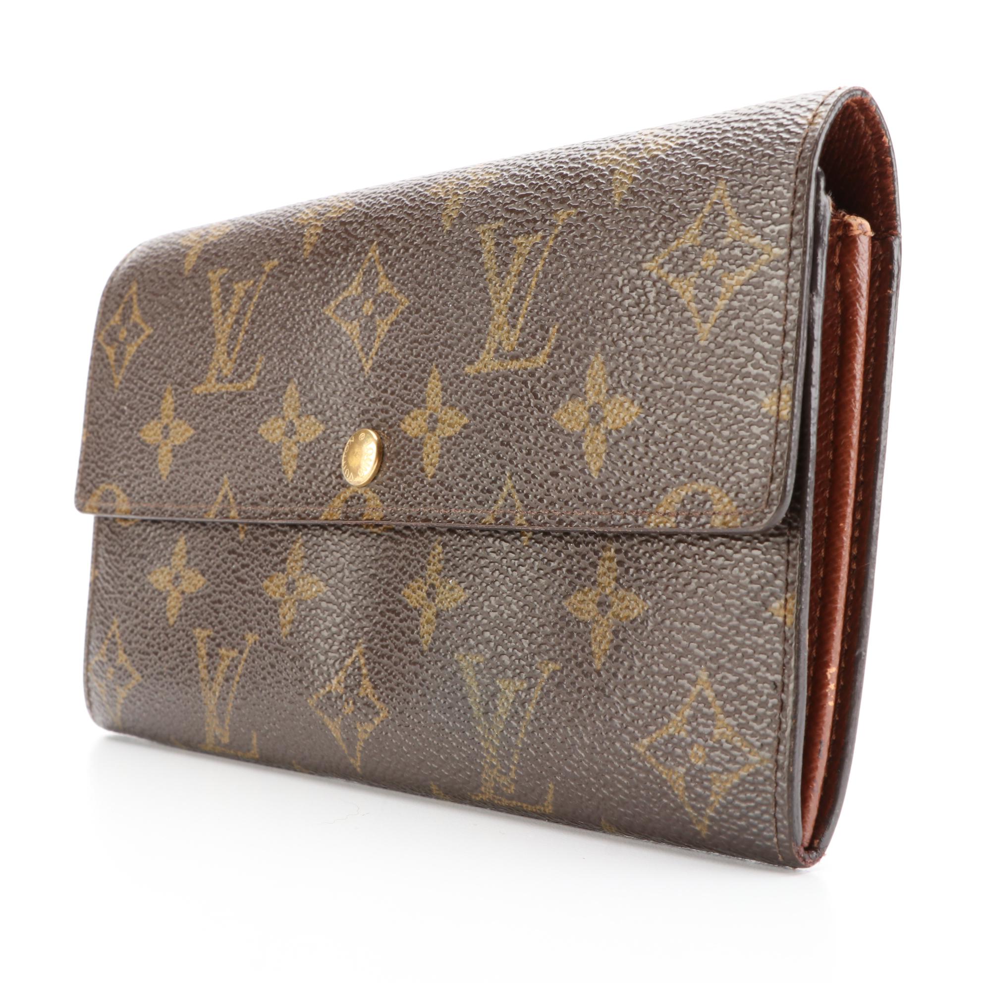 Louis Vuitton Portefeuille Sarah Wallet in Monogram Canvas