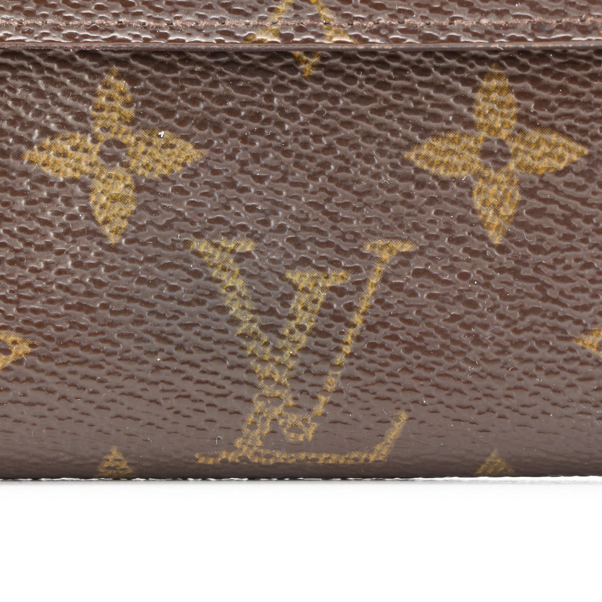 Louis Vuitton Portefeuille Sarah Wallet in Monogram Canvas