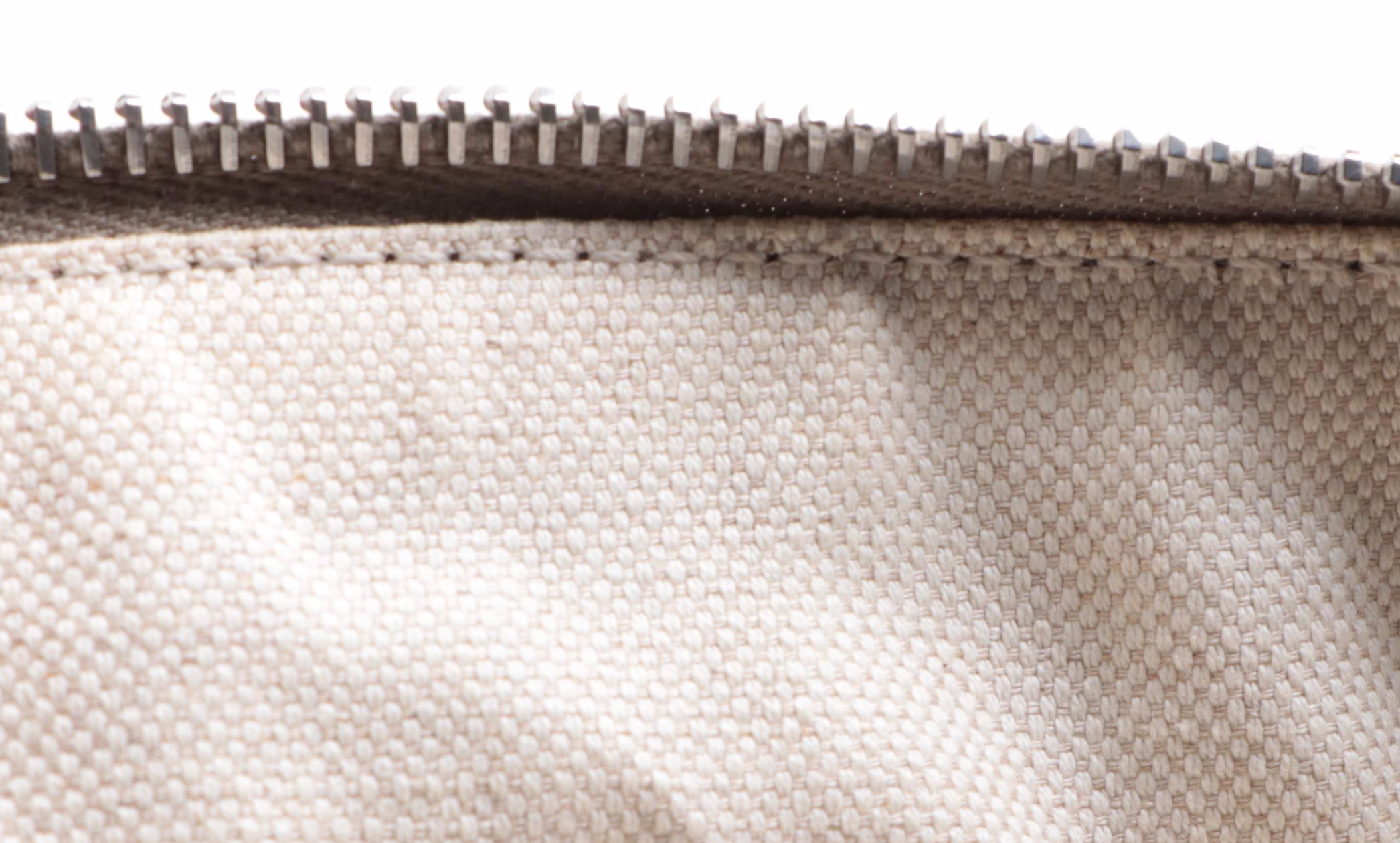 Gucci Kids Interlocking GG Handbag in Metallic Leather