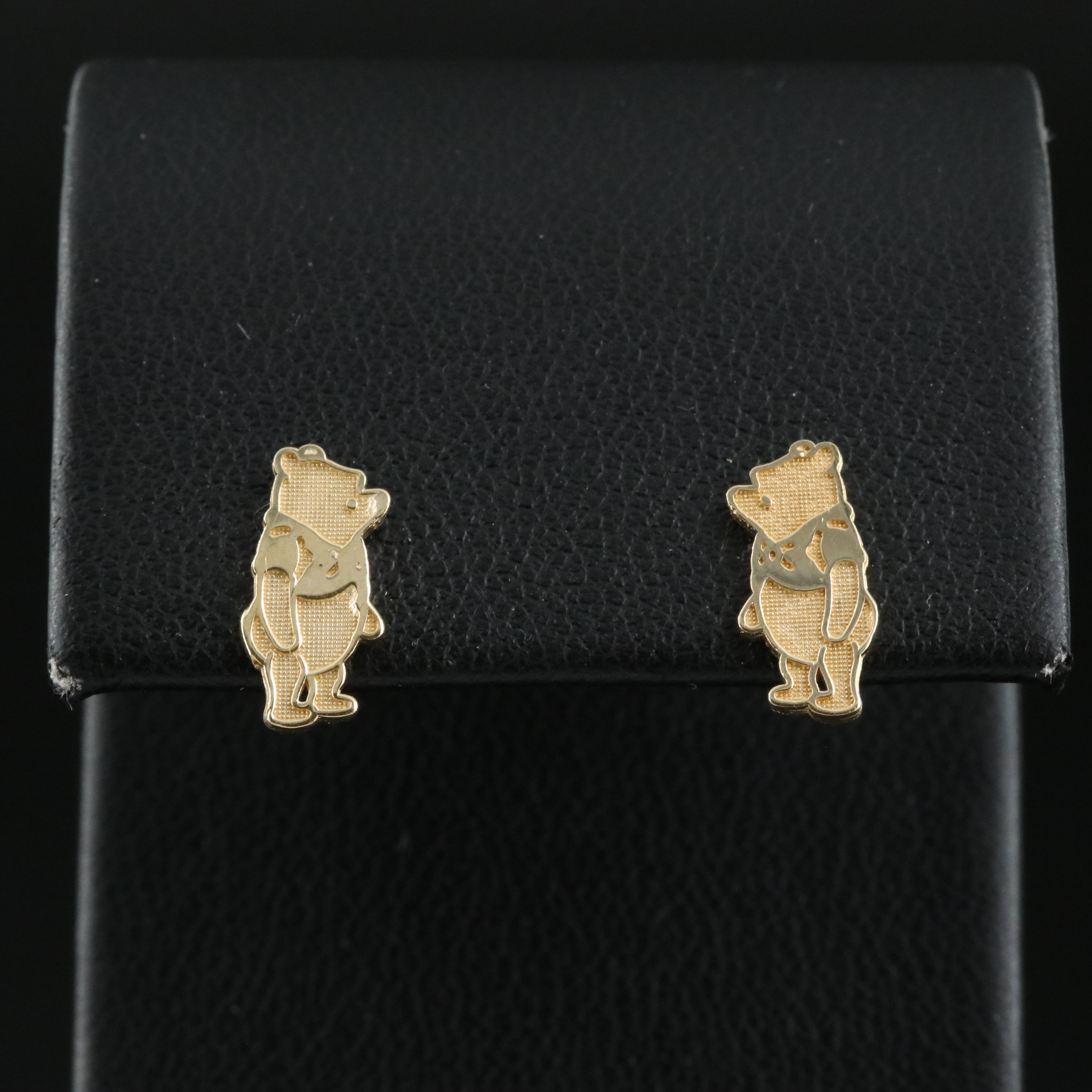 Disney "Winnie the Pooh" 14K Stud Earrings