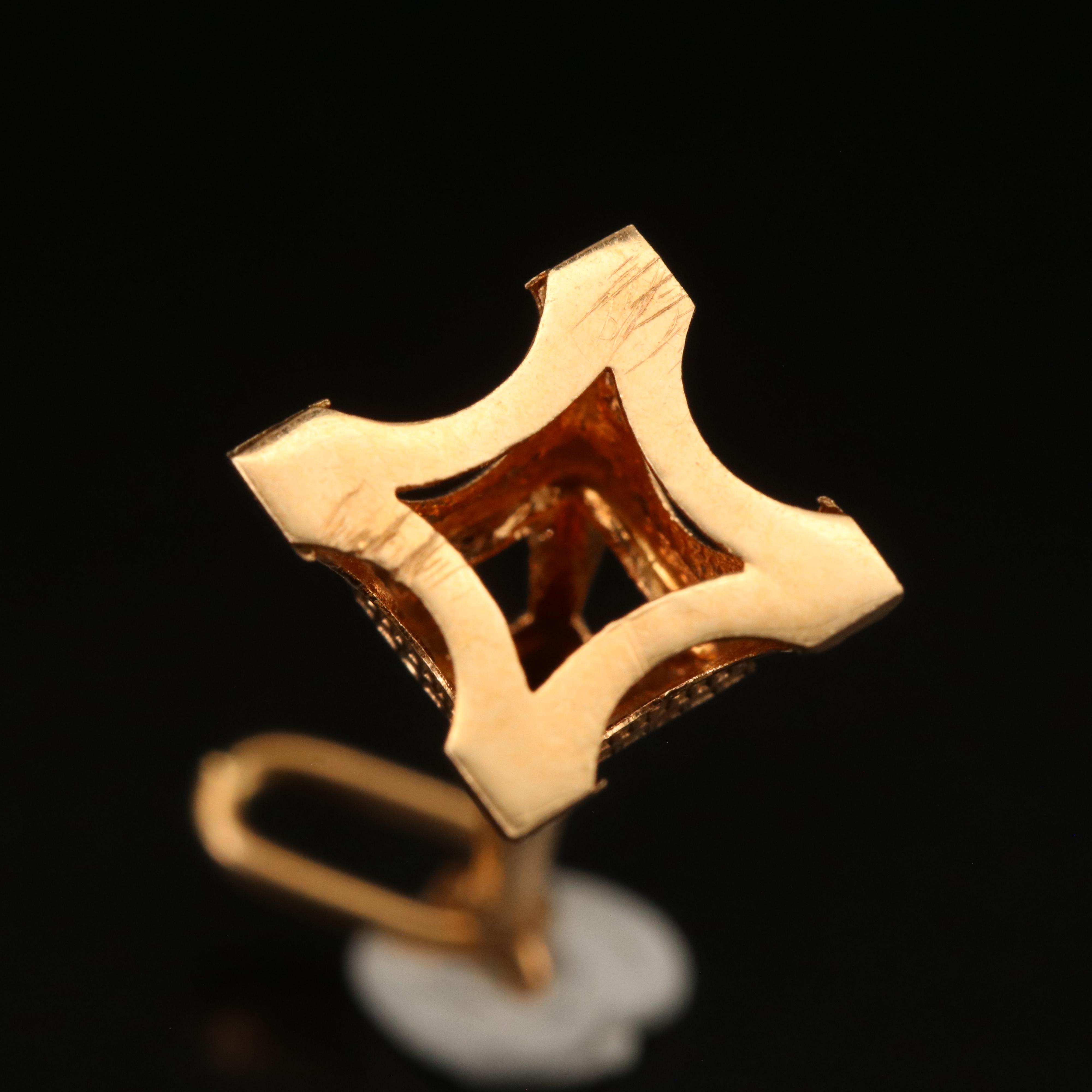 18K Eiffel Tower Pendant