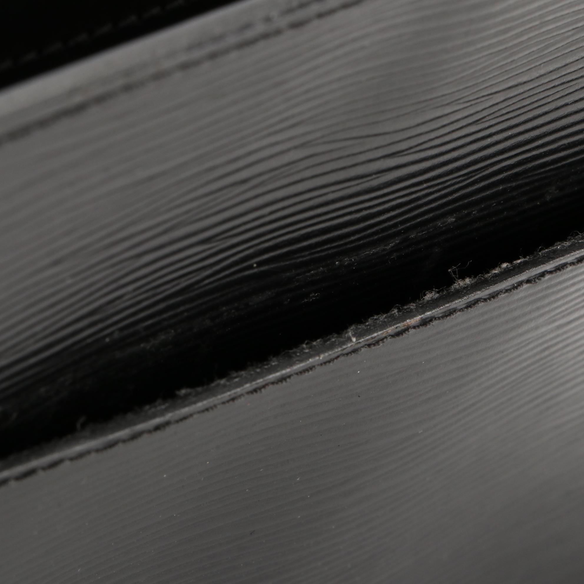 Louis Vuitton Pochette Homme in Black Epi and Smooth Leather