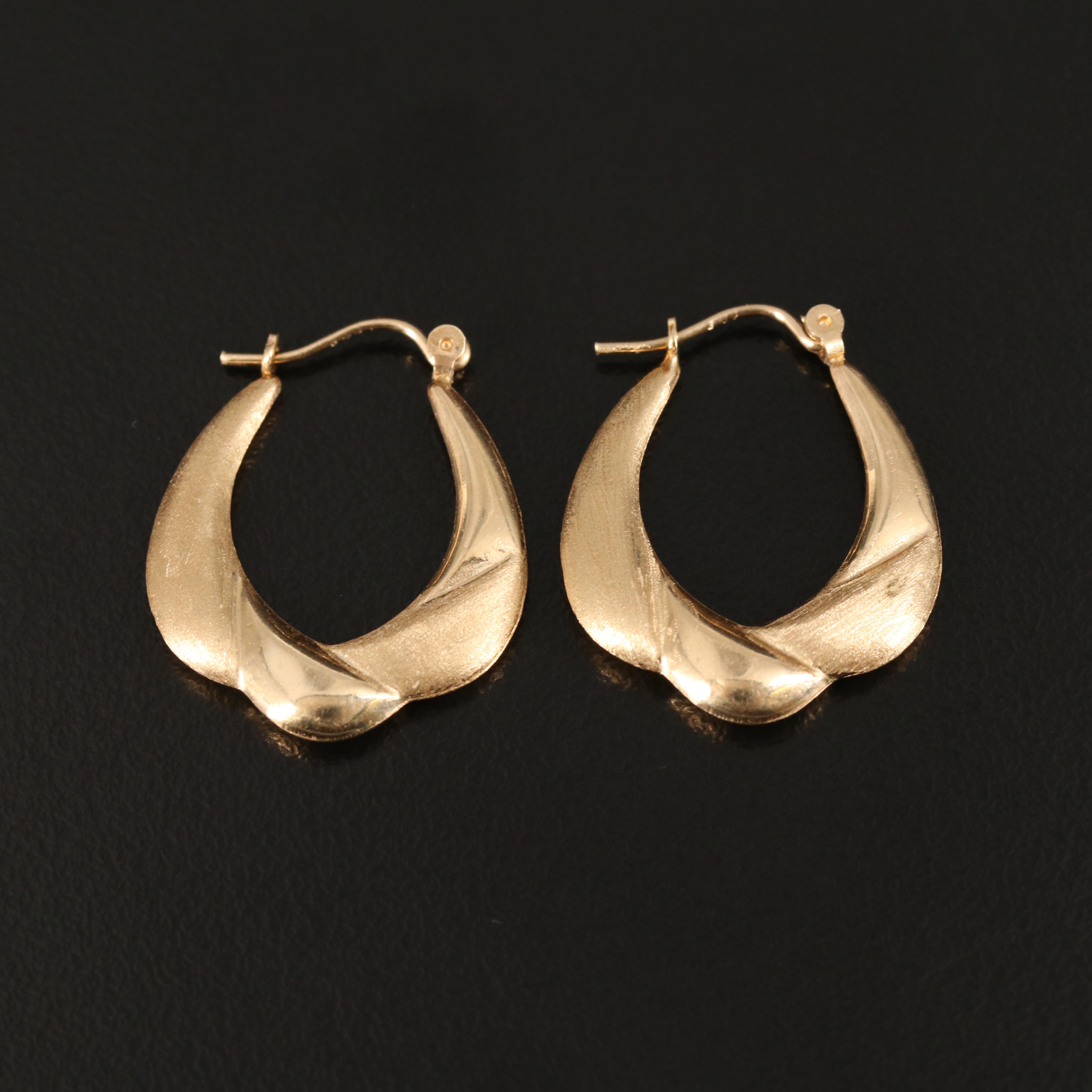 14K Fluted Hoop Earrings