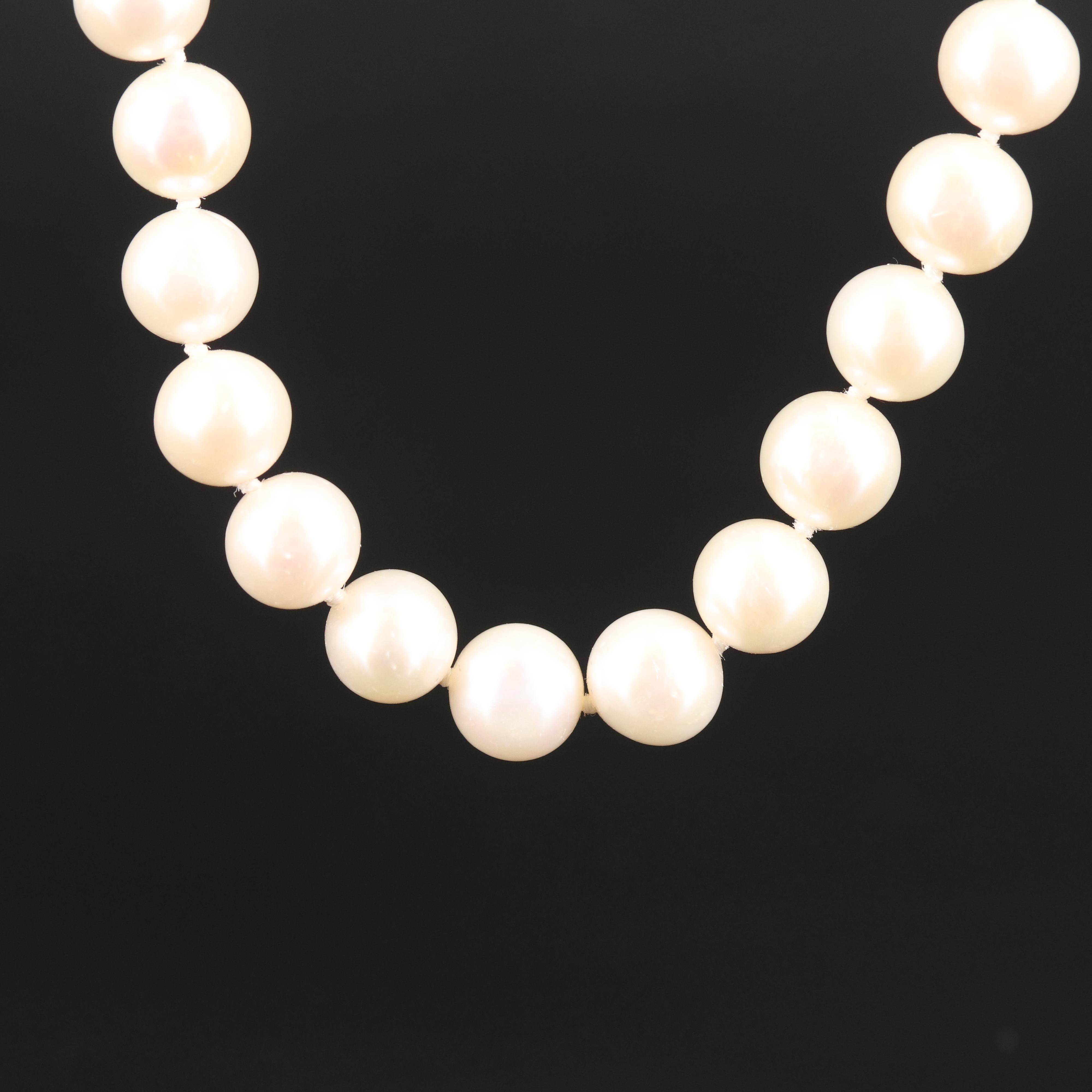 Pearl Necklace with 14K Clasp