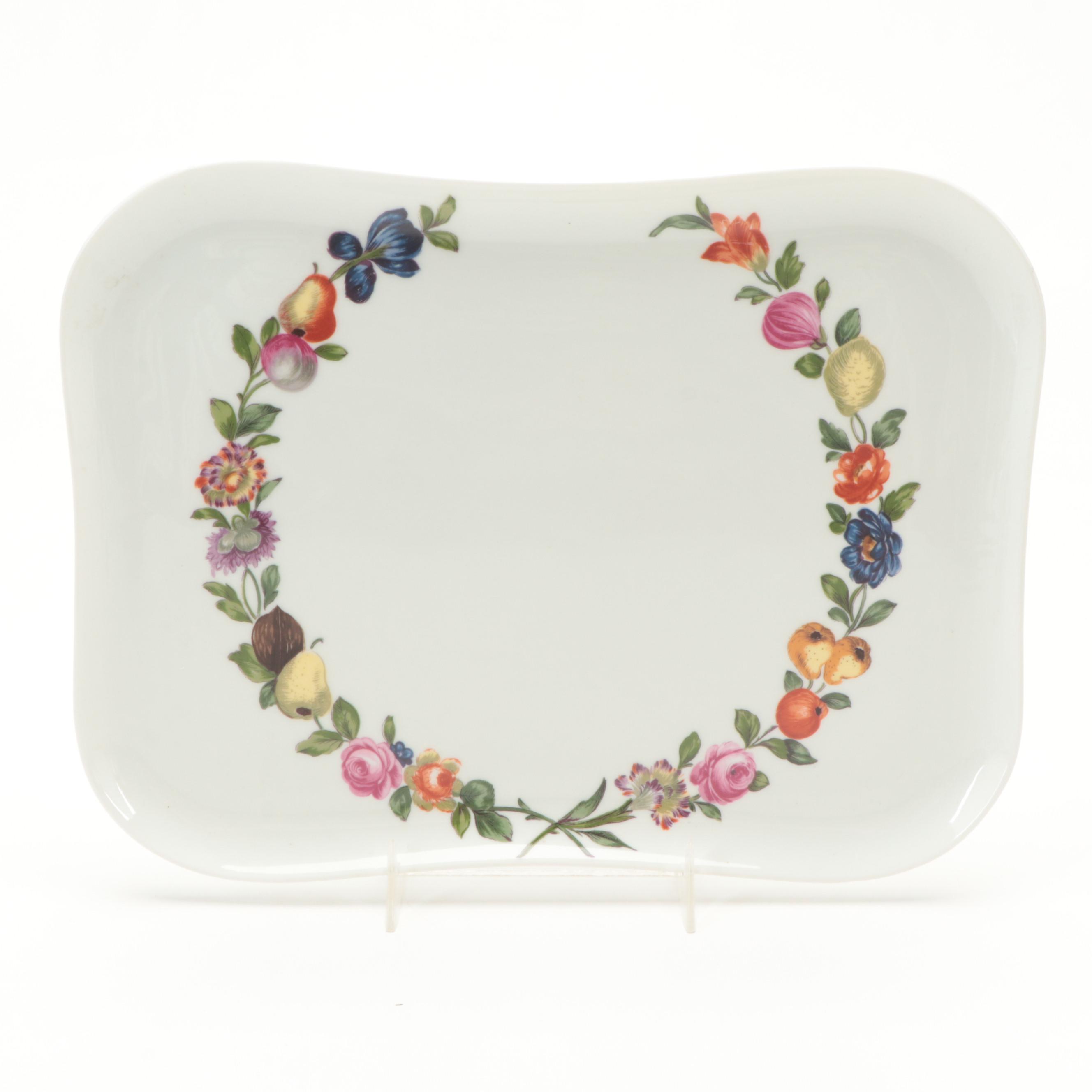 Porcelaine de Paris "Les Quatre Saisons" Porcelain Pots de Creme and Tray