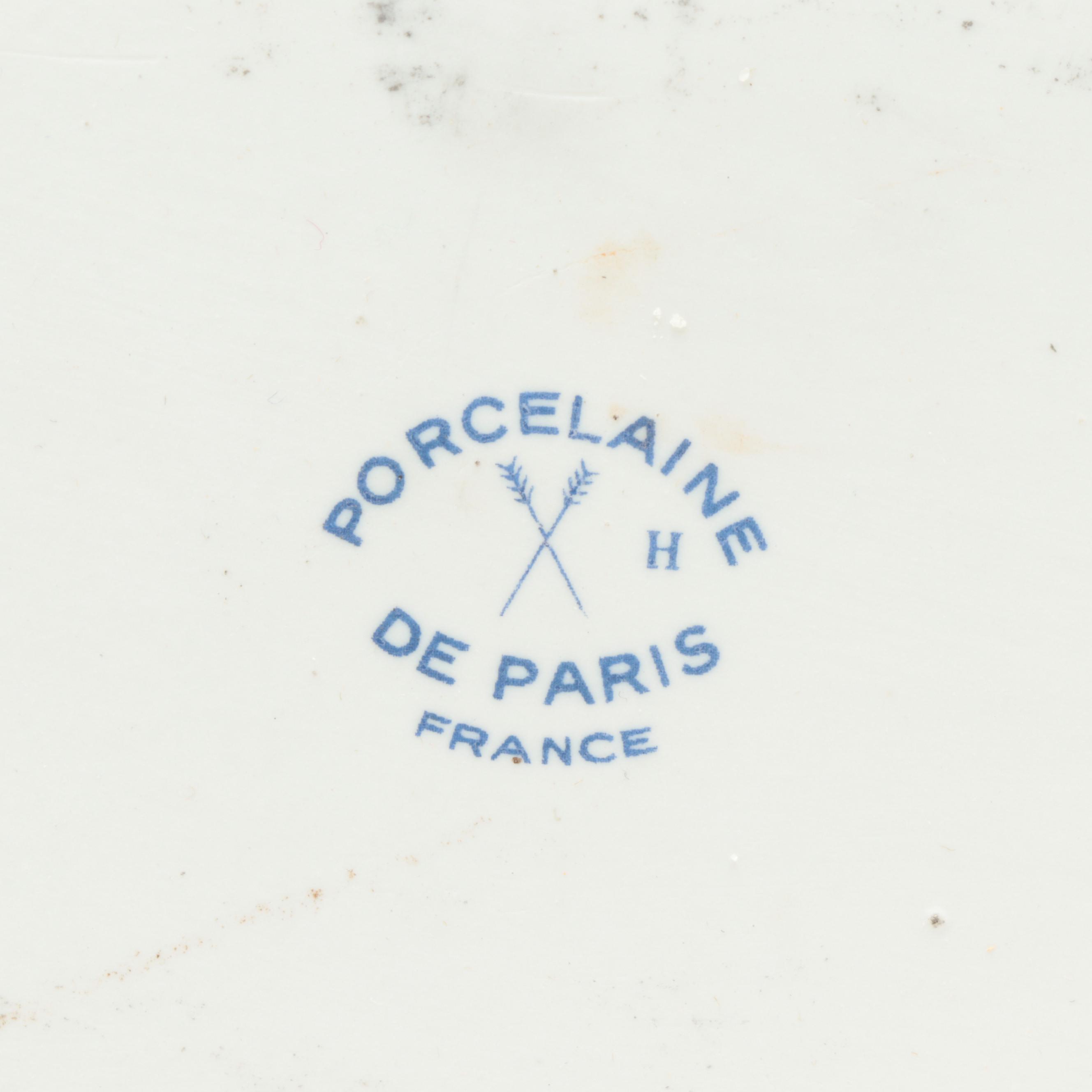 Porcelaine de Paris "Les Quatre Saisons" Porcelain Pots de Creme and Tray