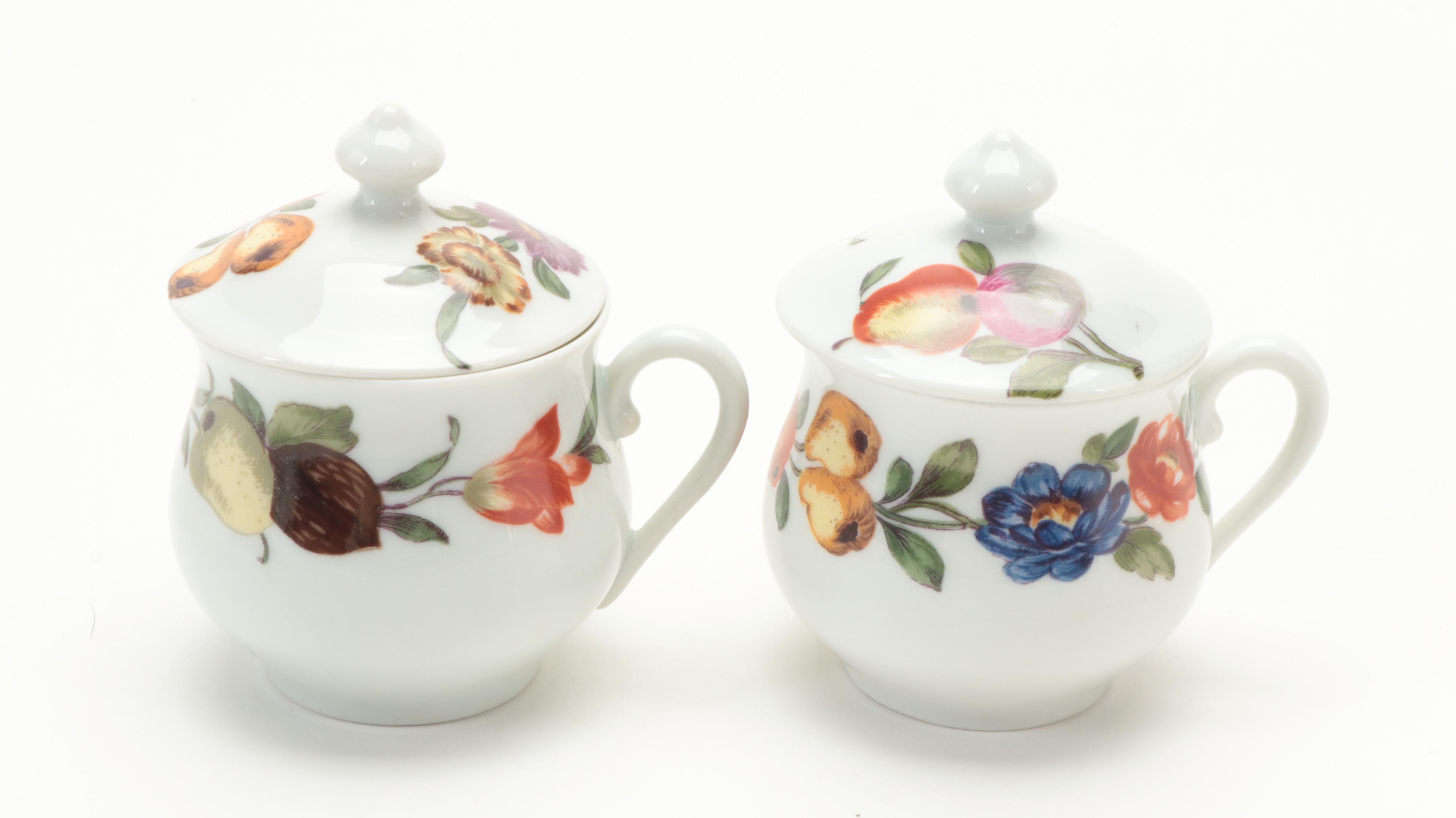 Porcelaine de Paris "Les Quatre Saisons" Porcelain Pots de Creme and Tray