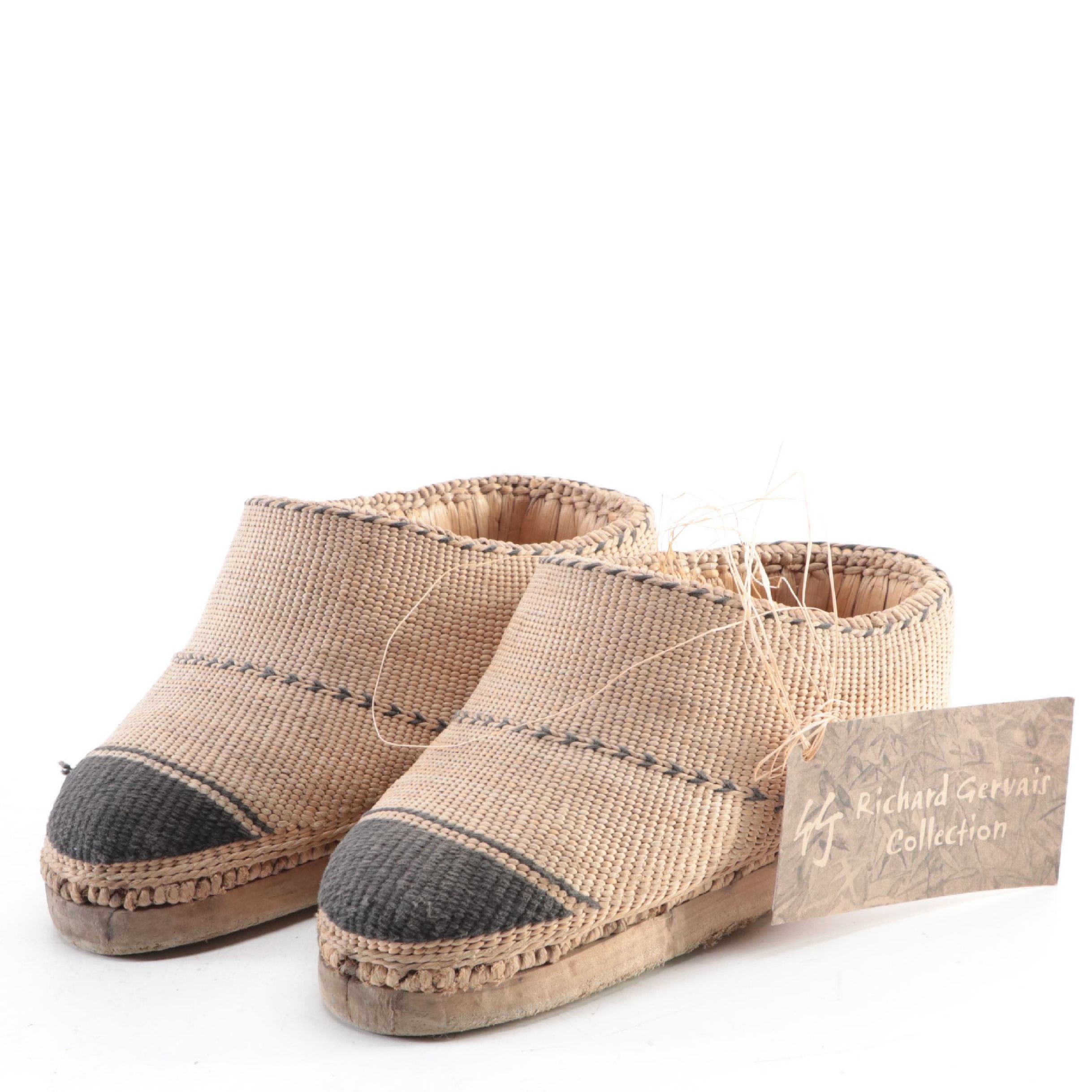 Pair of Chinese Handwoven Straw "Bound Feet" Slippers, 1930s