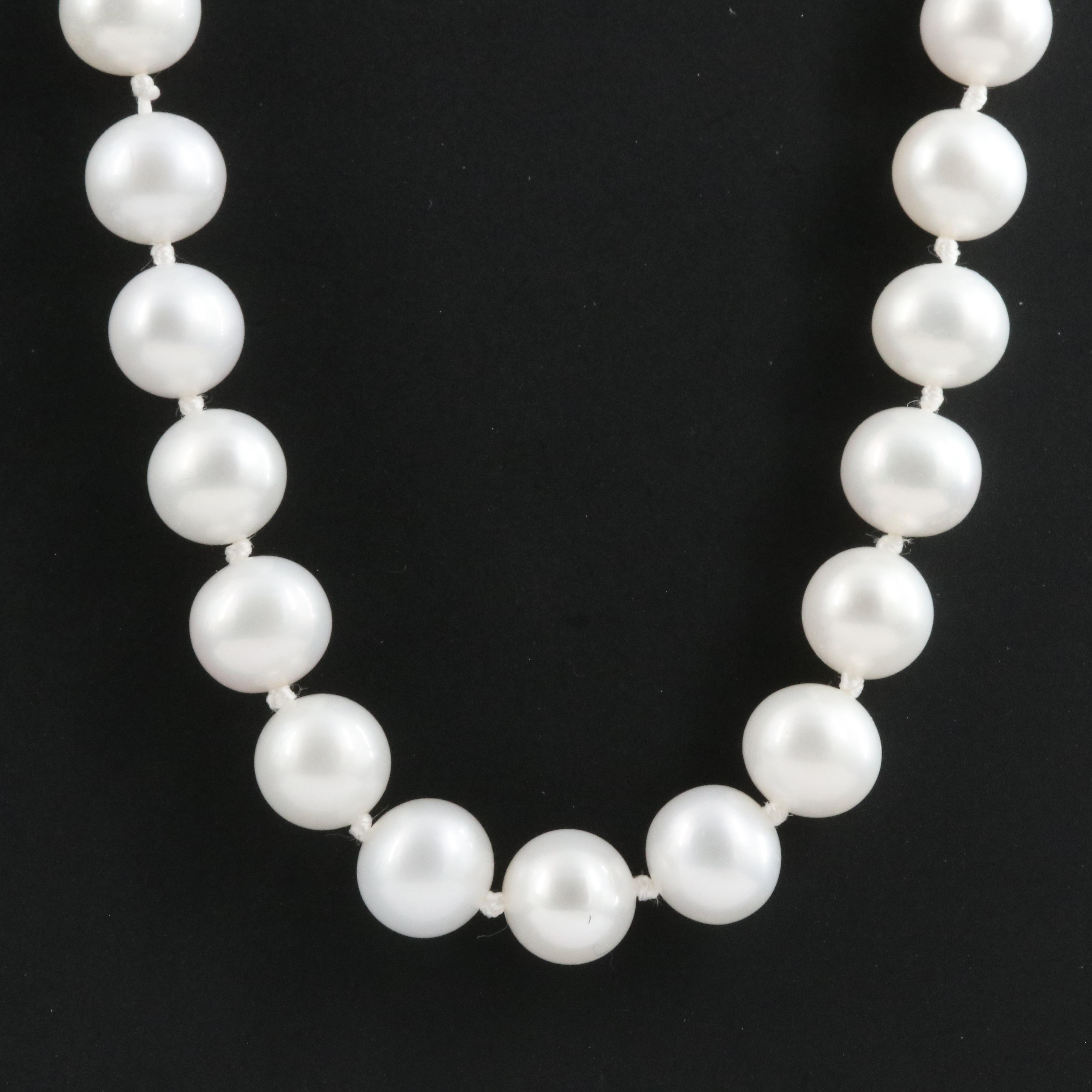 Pearl Necklace with 14K Clasp
