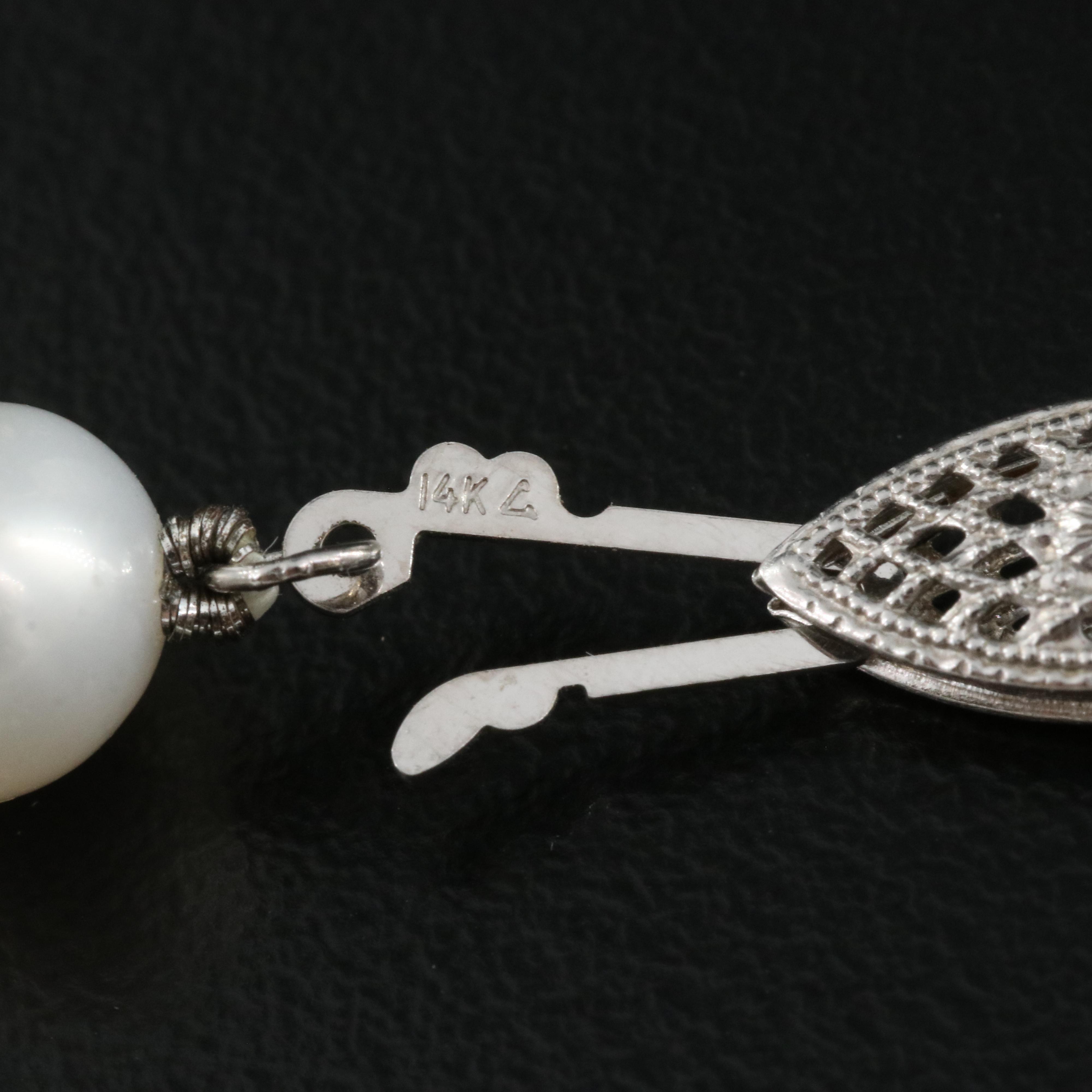 Pearl Necklace with 14K Clasp