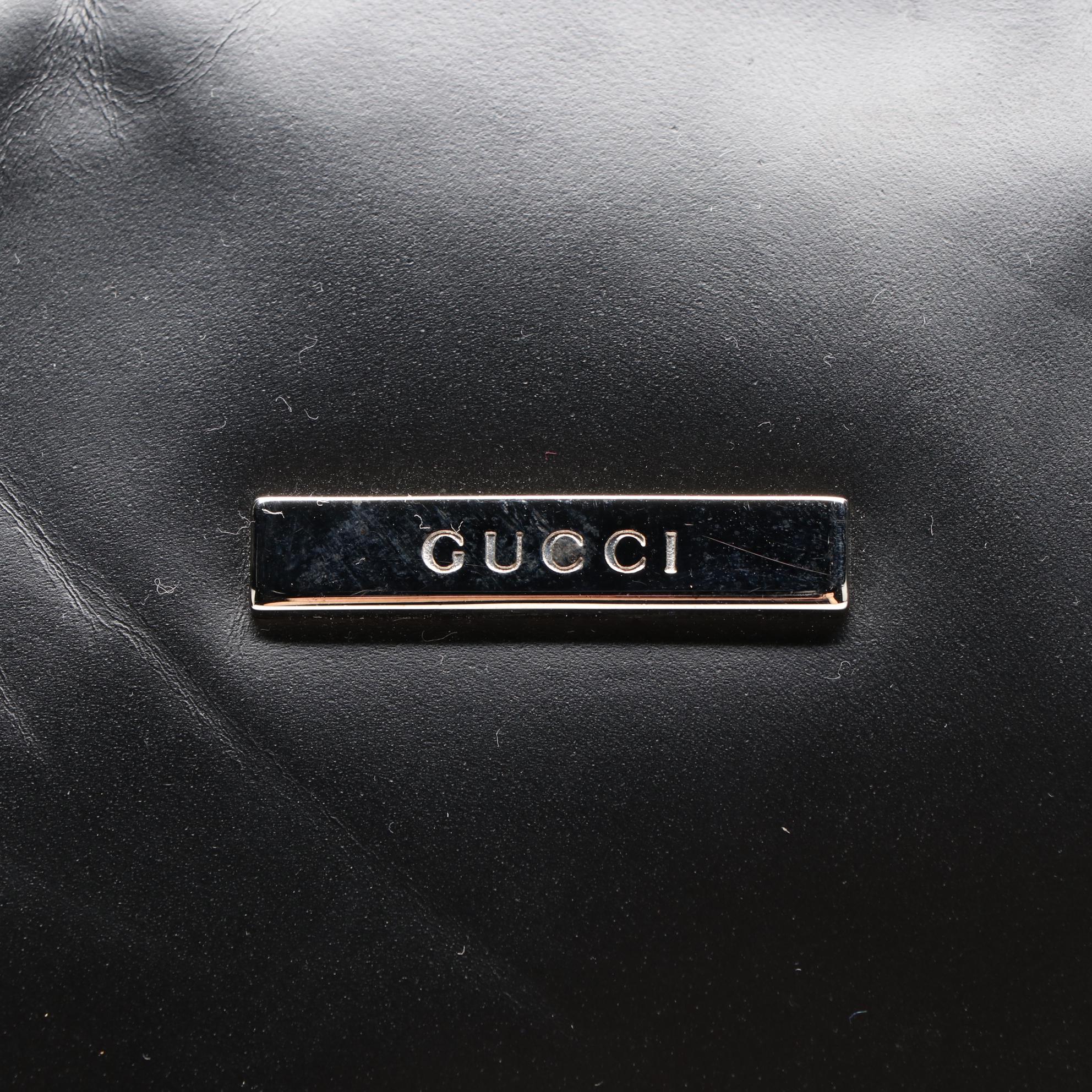 Gucci Large Zip Weekender Bag in Black Smooth Leather