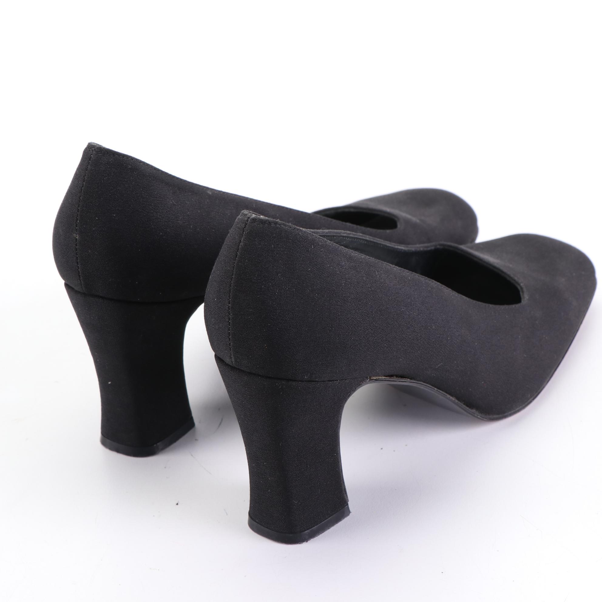 Stuart Weitzman Dress Shoe Pumps in Suede, Fabric, and Leather