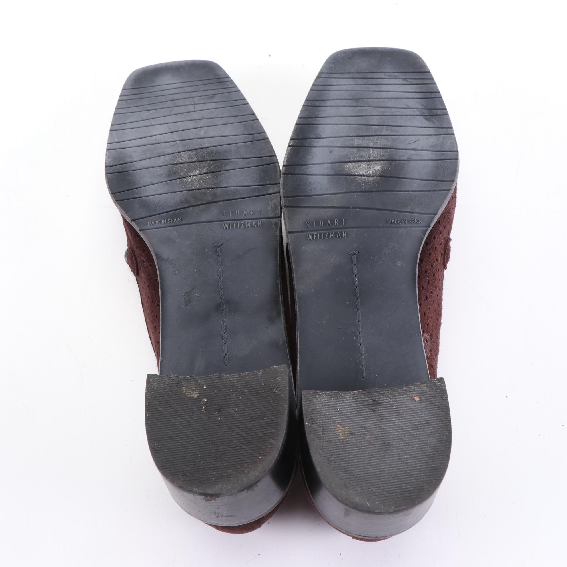 Stuart Weitzman Dress Shoe Pumps in Suede, Fabric, and Leather