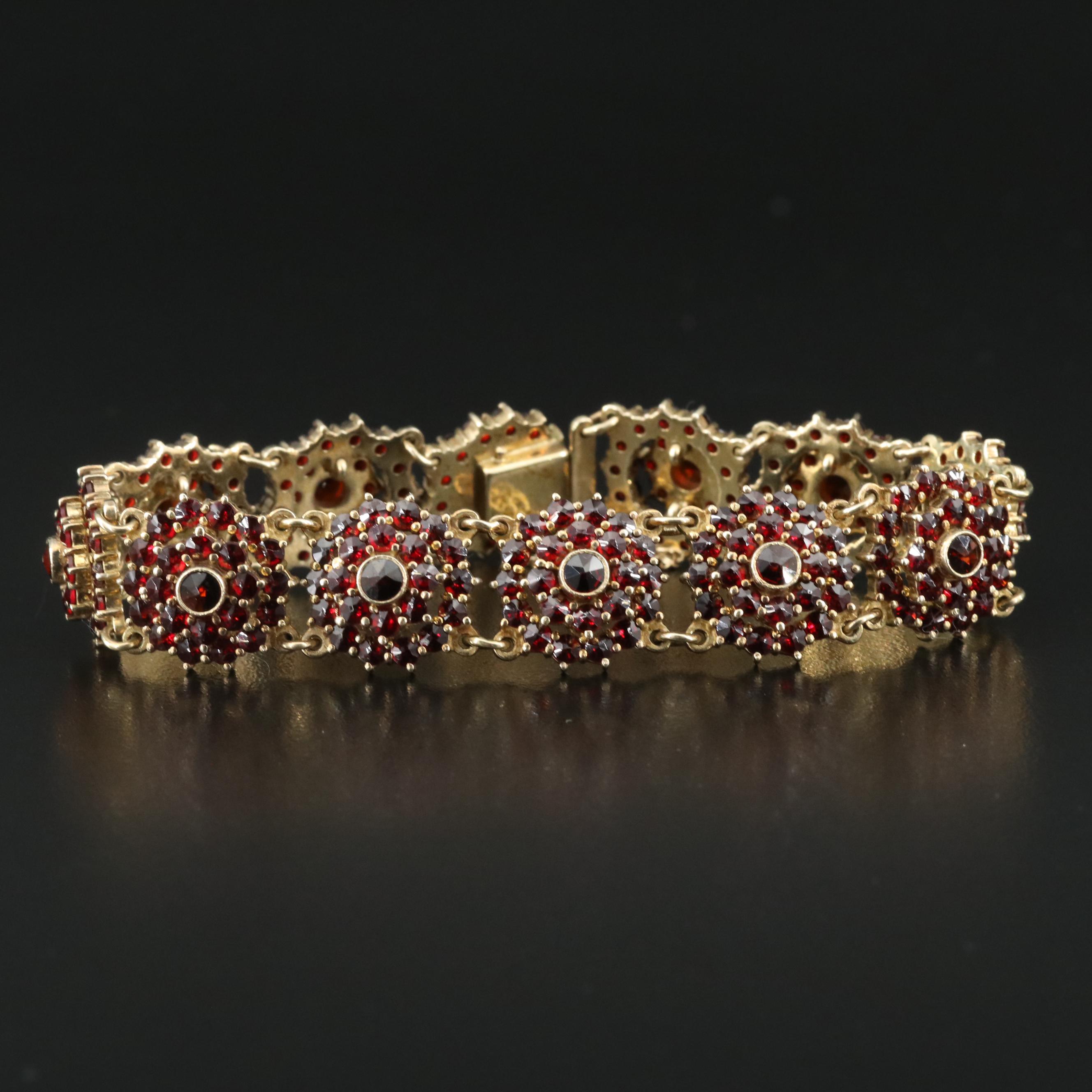 Vintage 900 Silver Garnet Bracelet