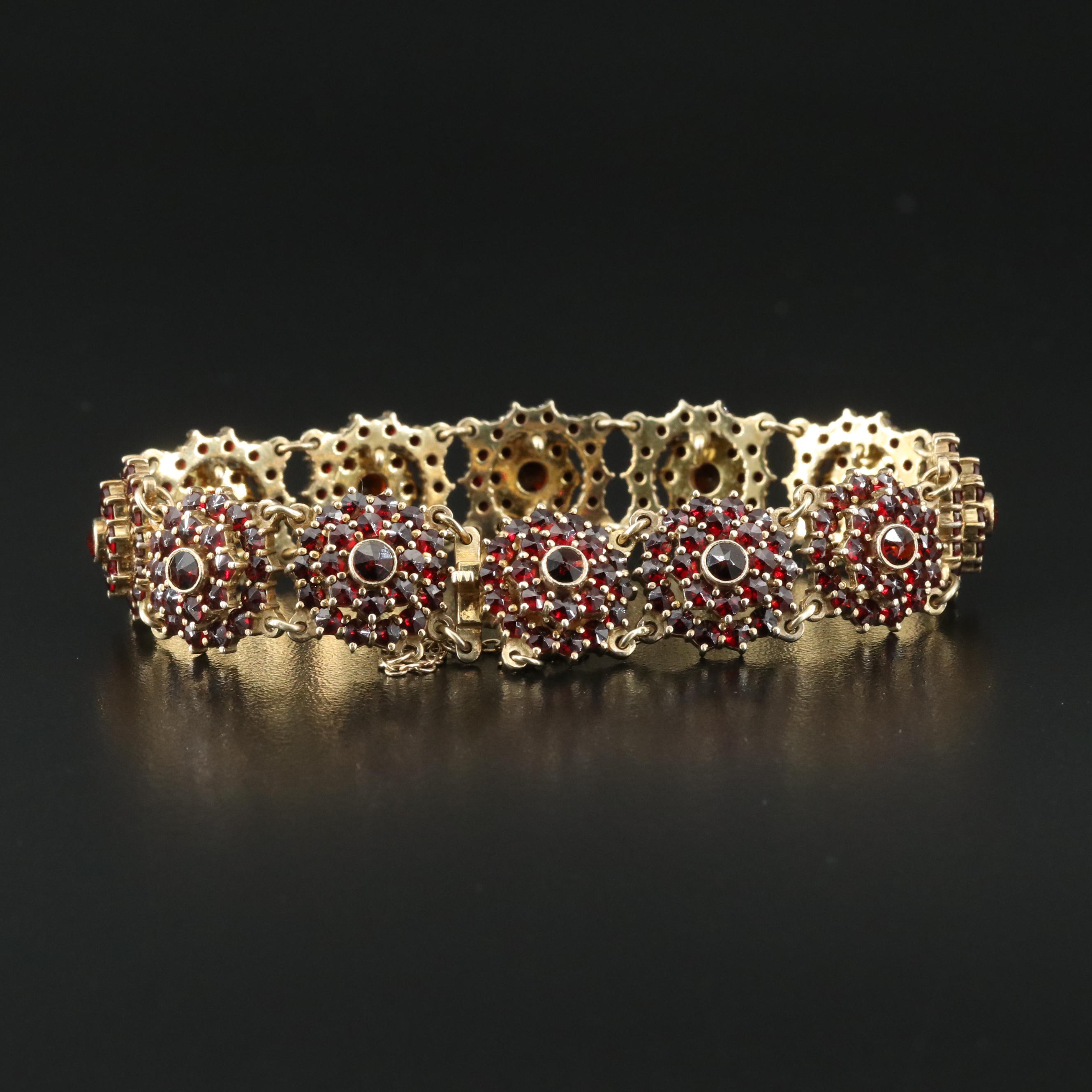 Vintage 900 Silver Garnet Bracelet
