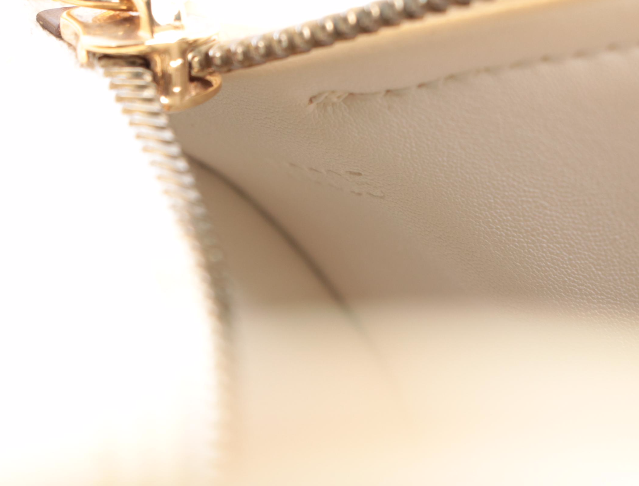 Louis Vuitton Bedford Handbag in Monogram Vernis