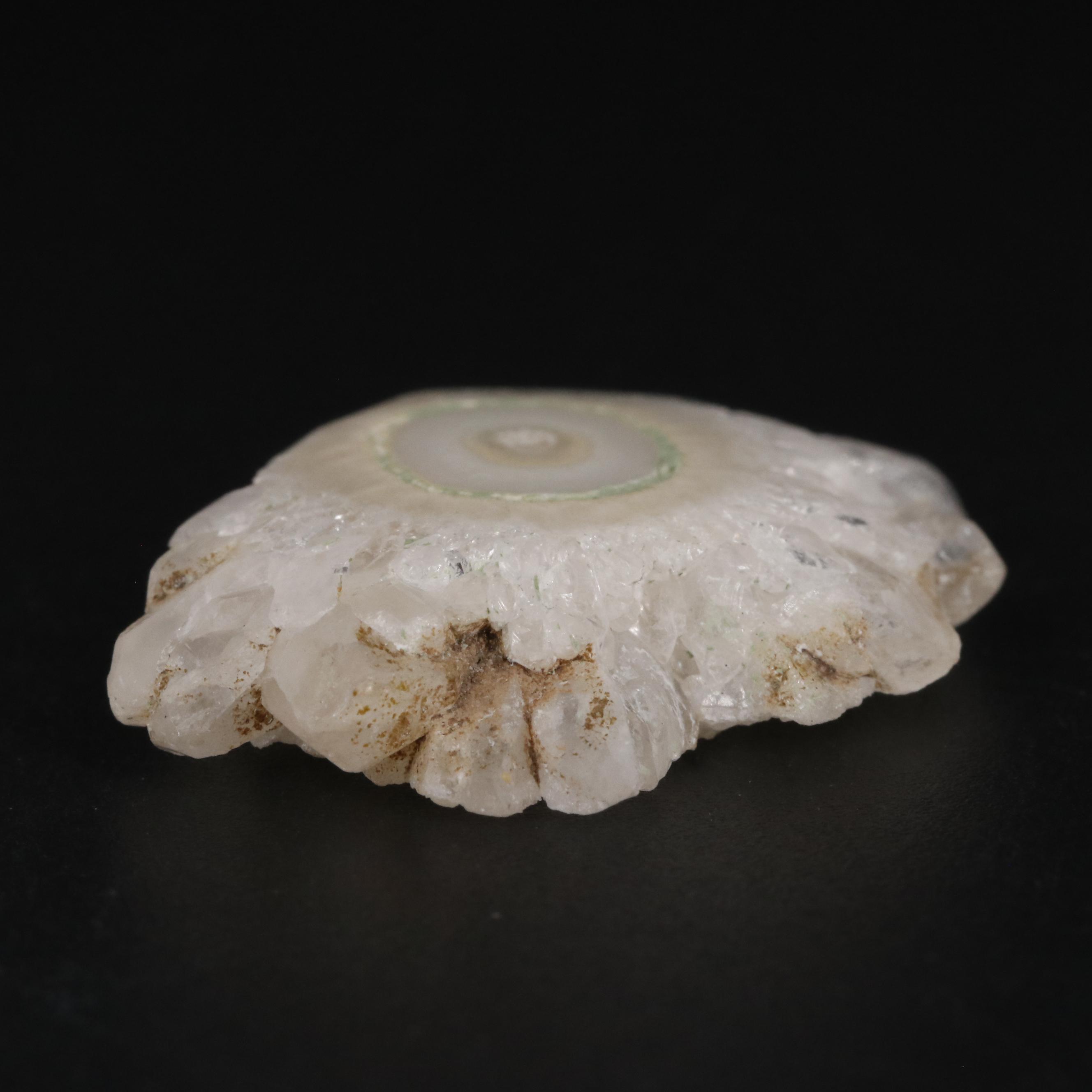 Loose 35.38 CT Druzy