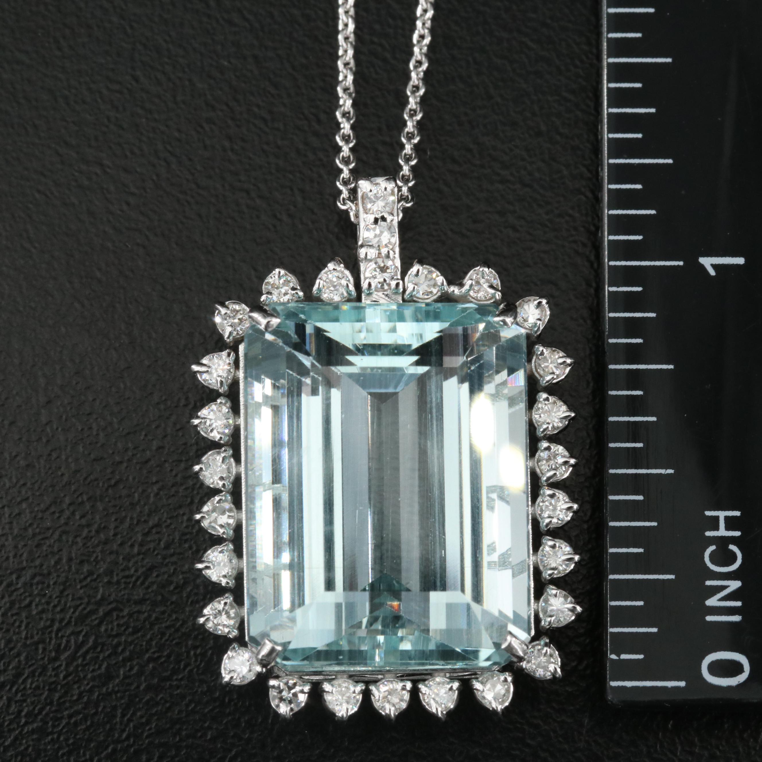 18K Aquamarine and Diamond Pendant Necklace