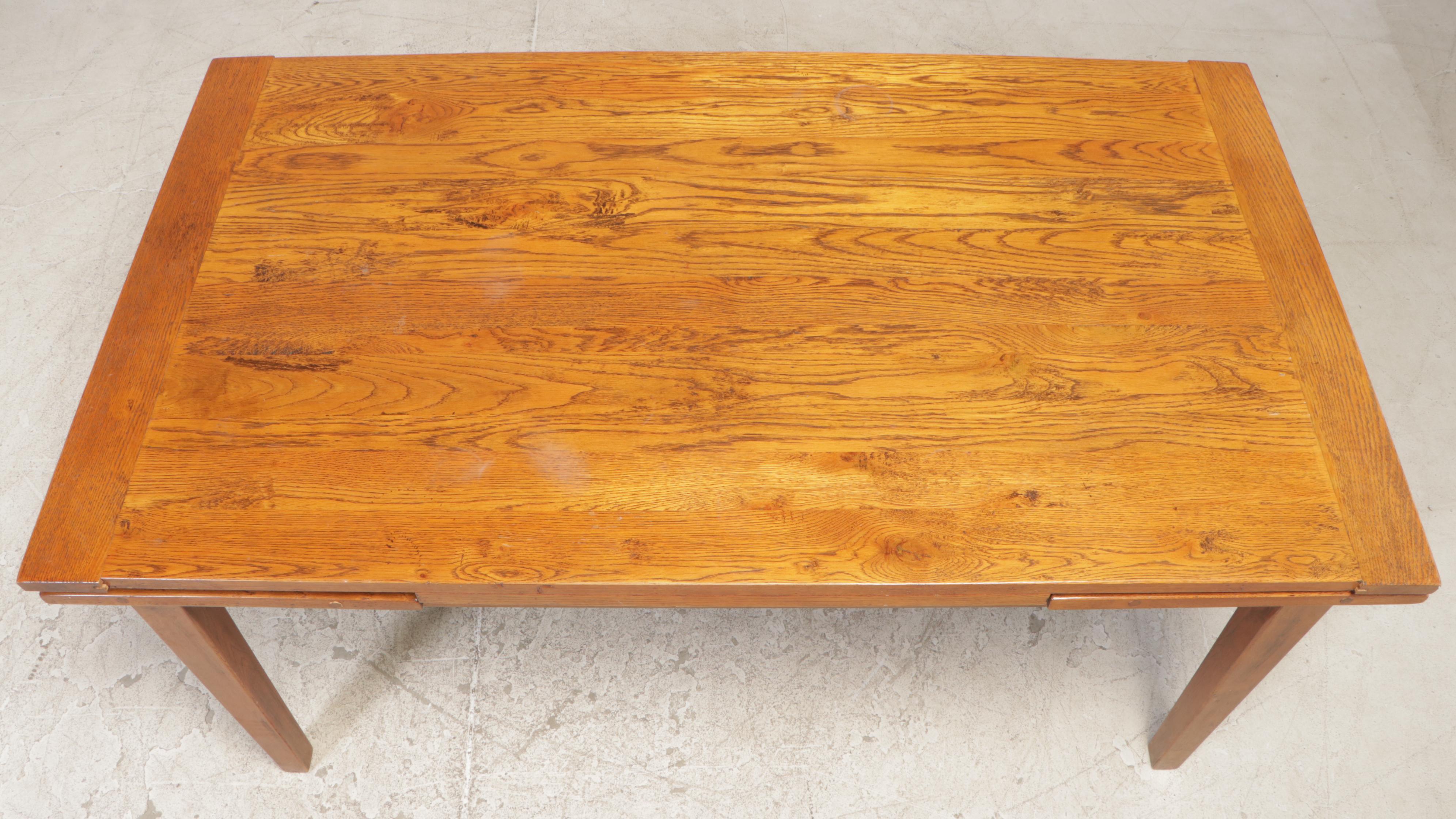 American Primitive Style Oak Draw-Leaf Dining Table, Late 20th Century
