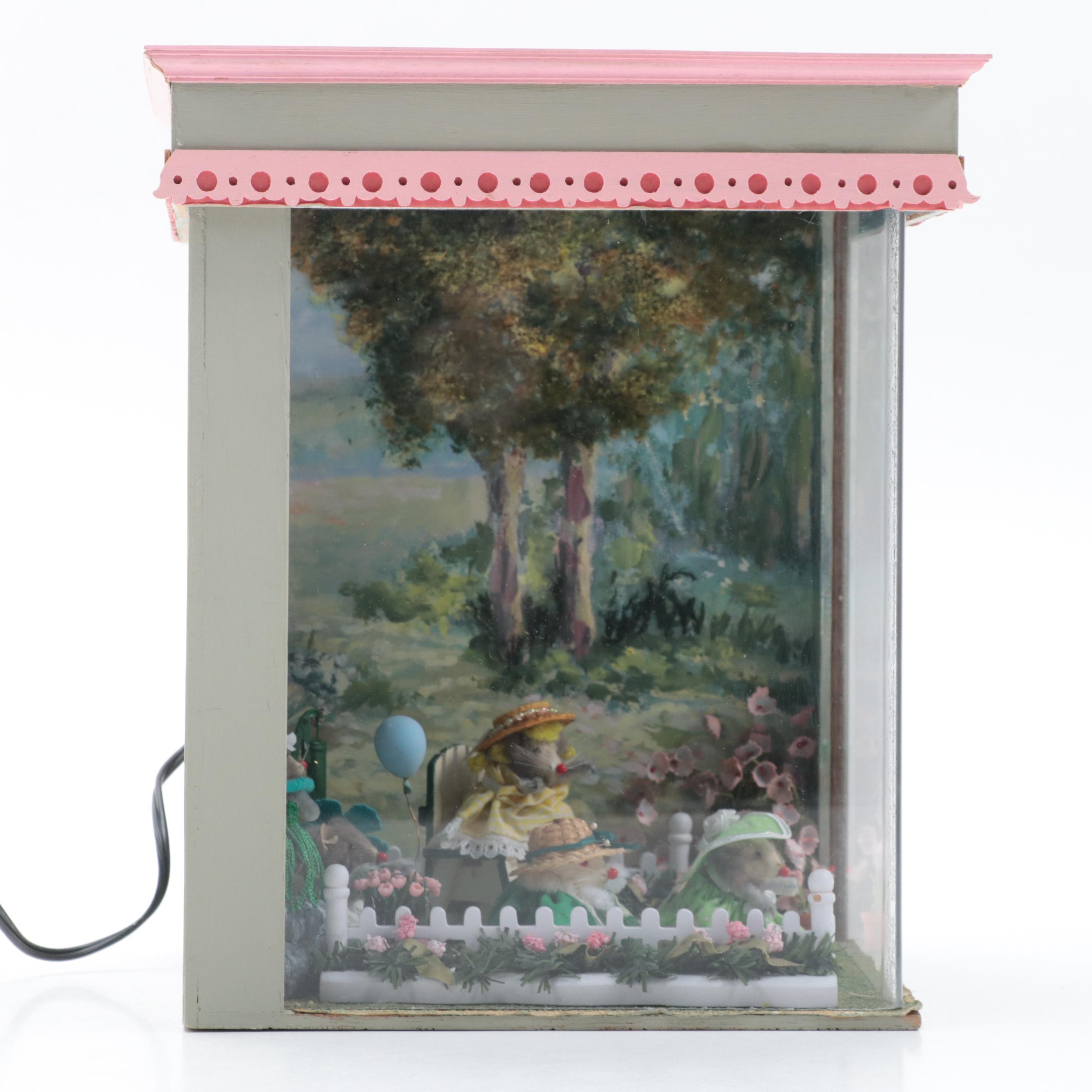 Glass Fronted German Fur Mouse Shadow Box Diorama, Mid-Late 20th Century